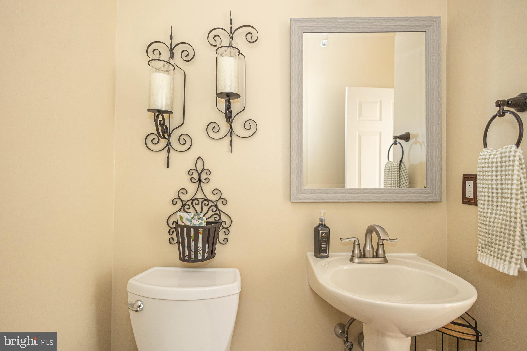 DEVONSHIRE ESTATES - Residential