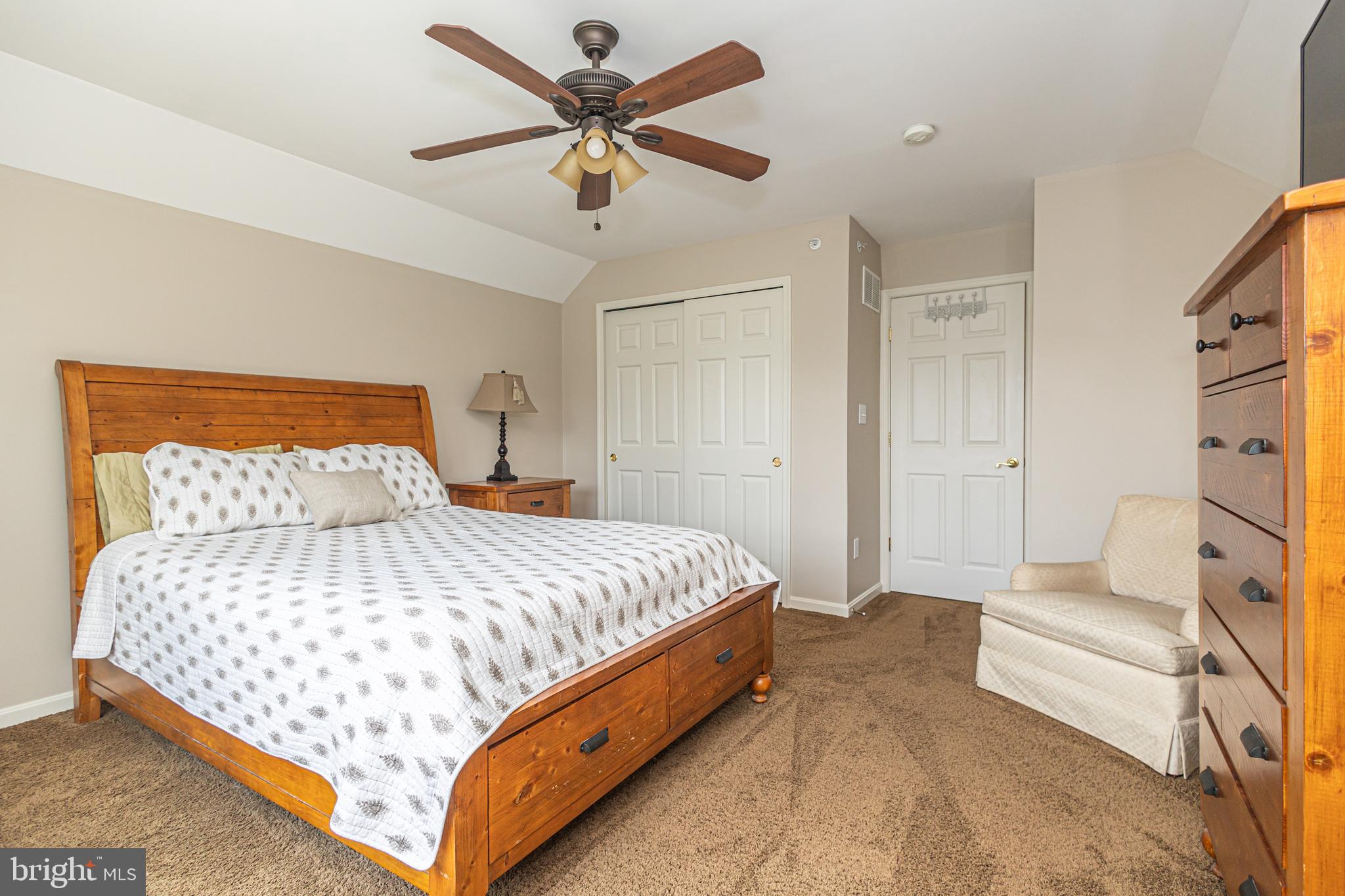 DEVONSHIRE ESTATES - Residential