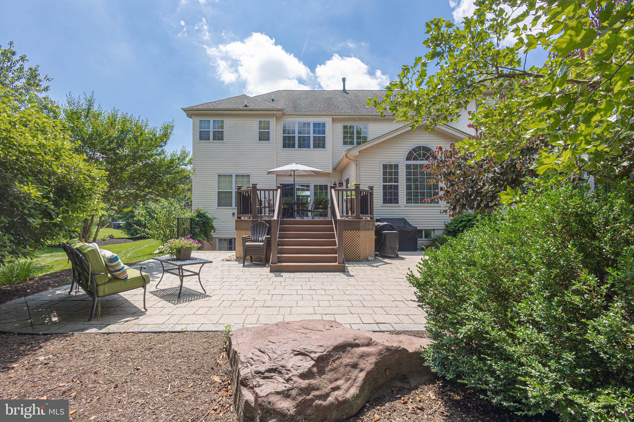 DEVONSHIRE ESTATES - Residential