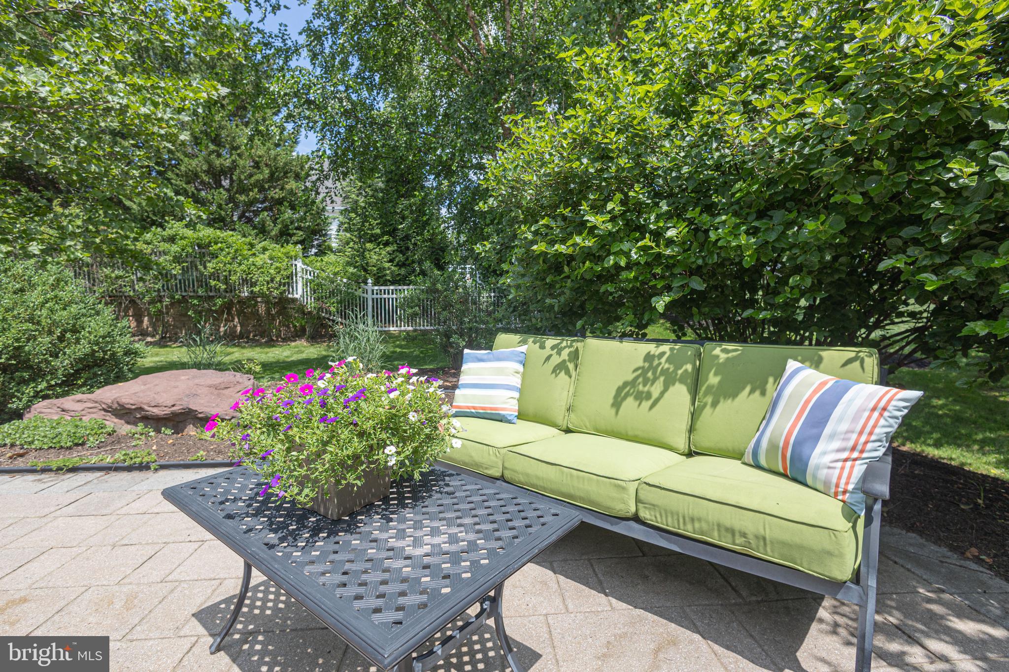 DEVONSHIRE ESTATES - Residential