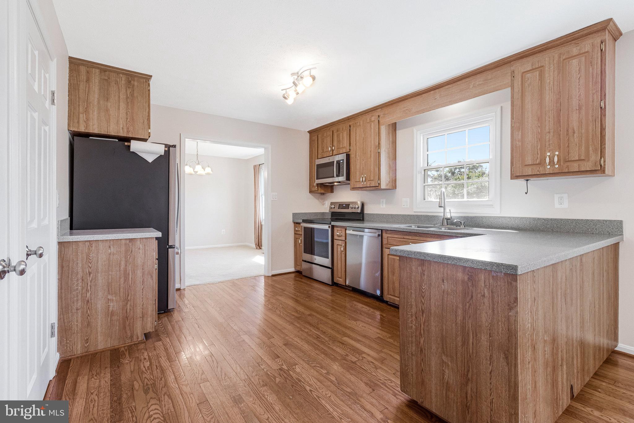 MILL CREEK SOUTH - Residential Lease