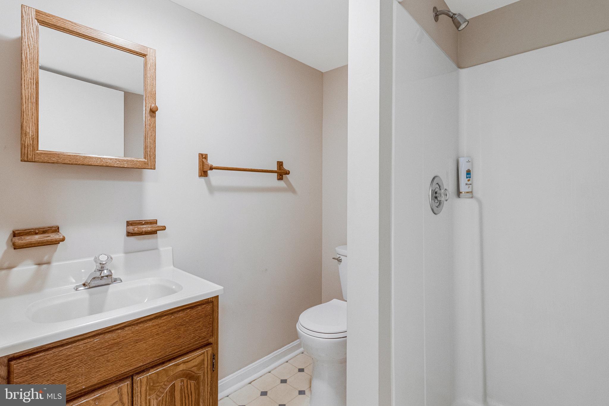 MILL CREEK SOUTH - Residential Lease