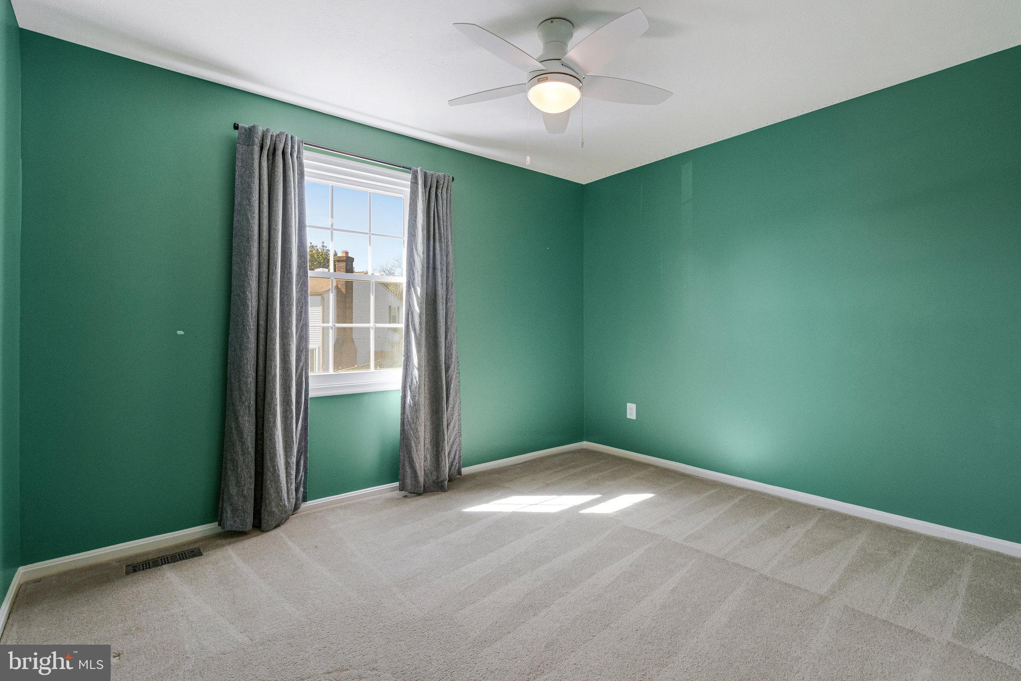 MILL CREEK SOUTH - Residential Lease