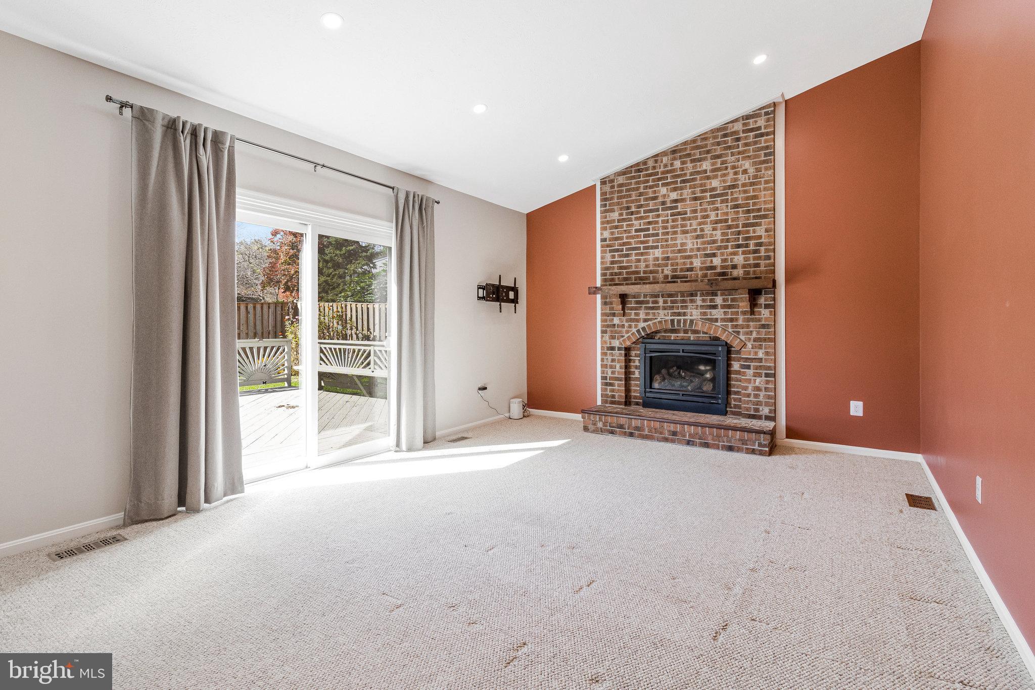 MILL CREEK SOUTH - Residential Lease