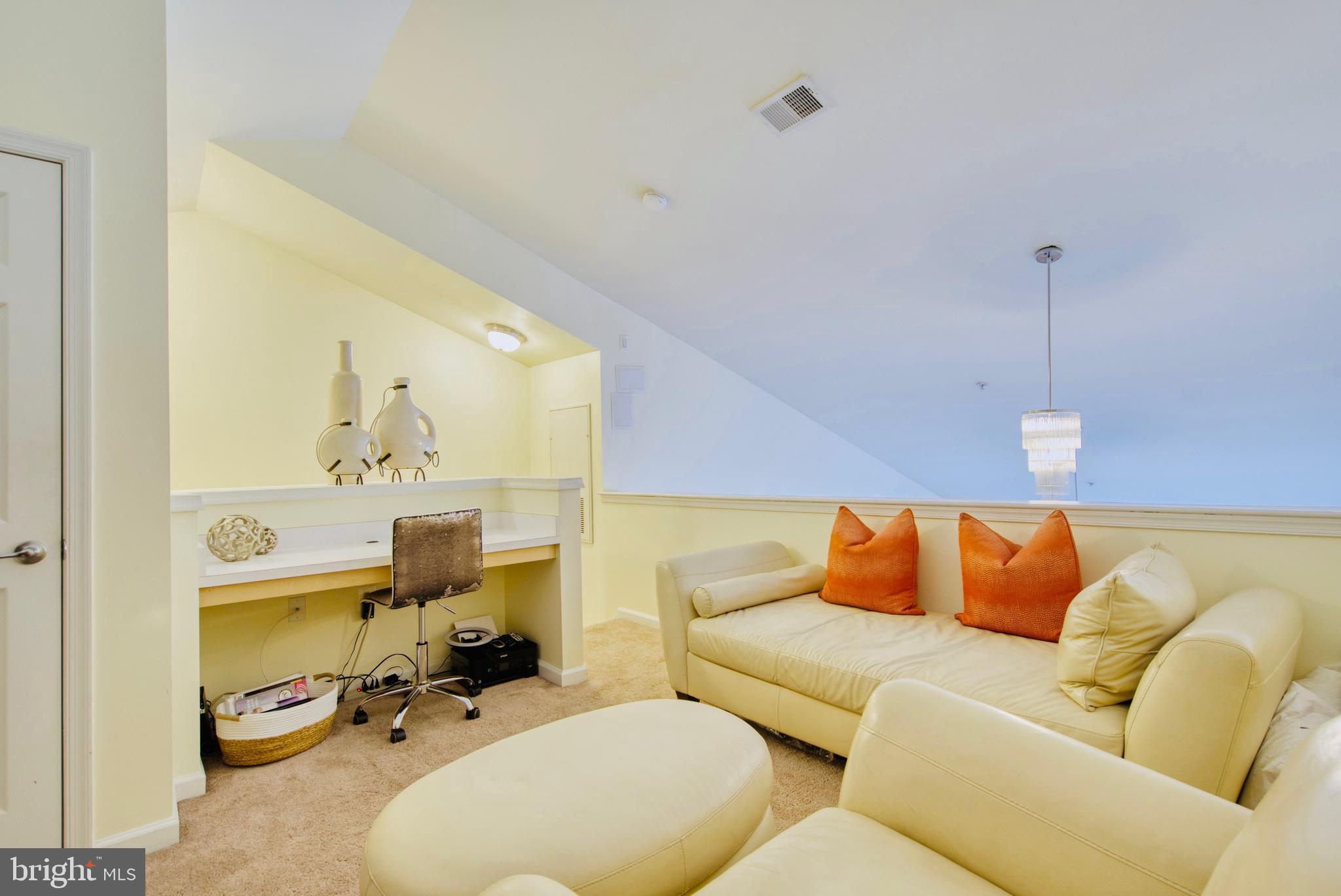 CHANTILLY - Residential