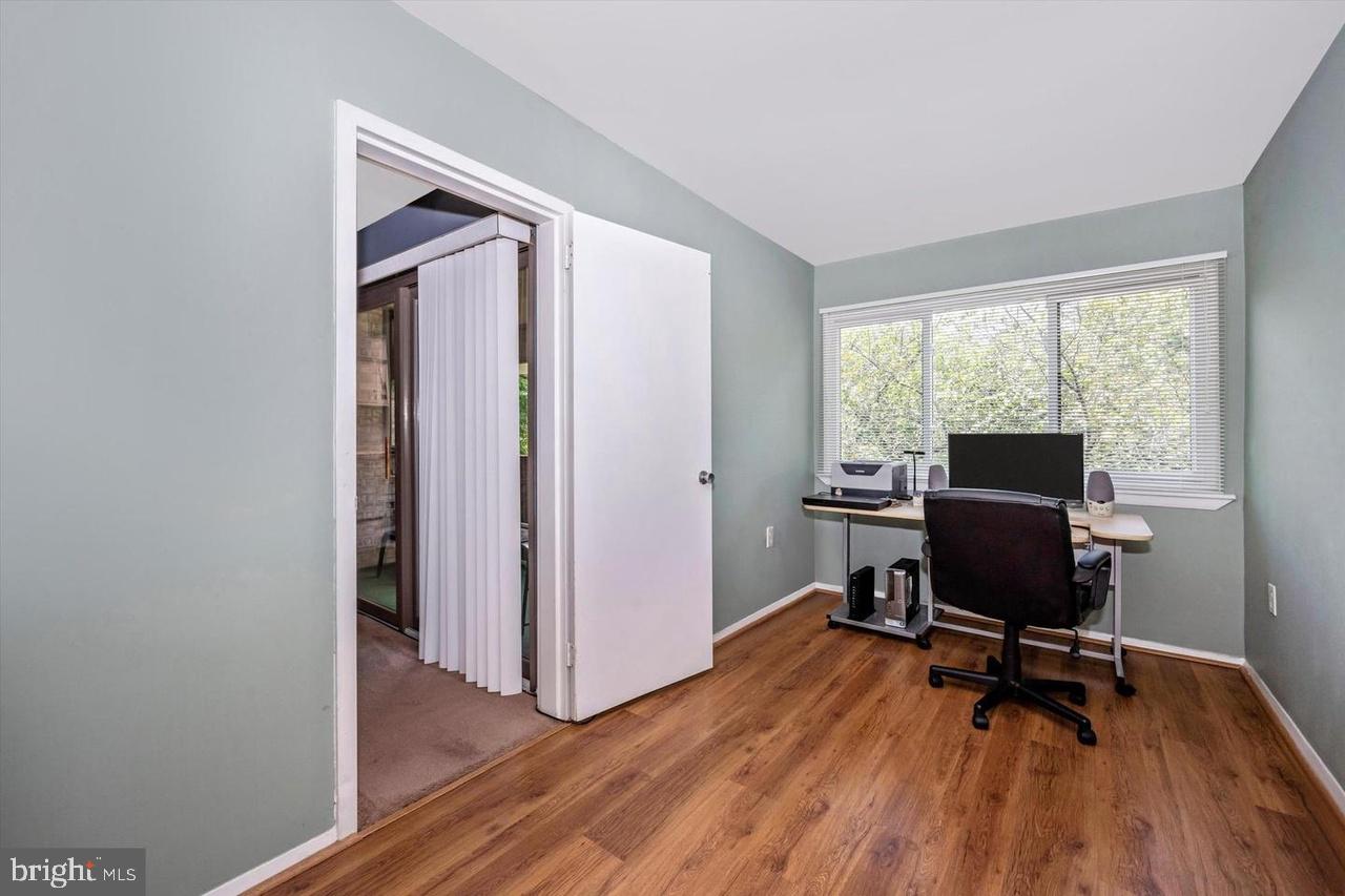 HYDE PARK - Residential