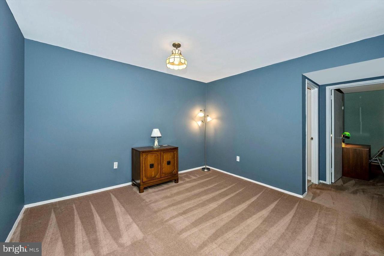 HYDE PARK - Residential