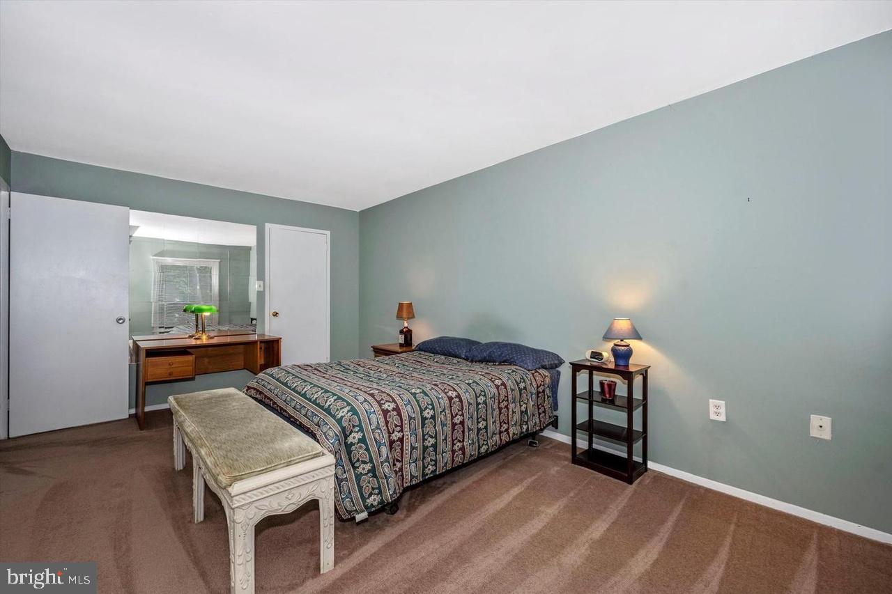 HYDE PARK - Residential