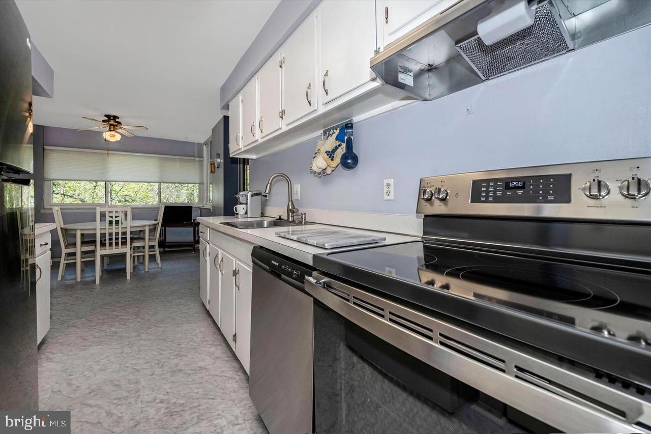 HYDE PARK - Residential