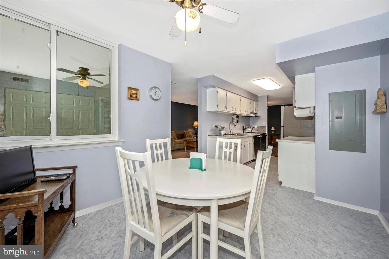 HYDE PARK - Residential