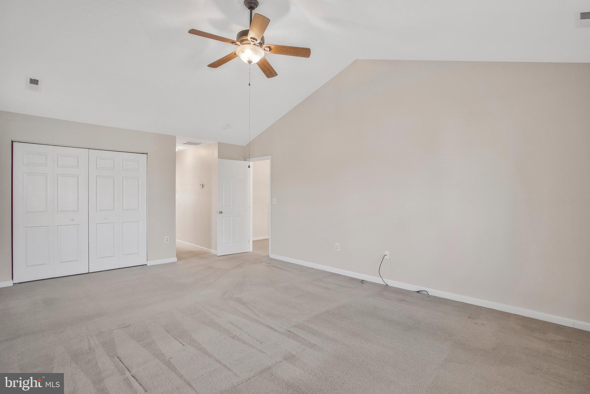 BROOKS KNOLLS - Residential