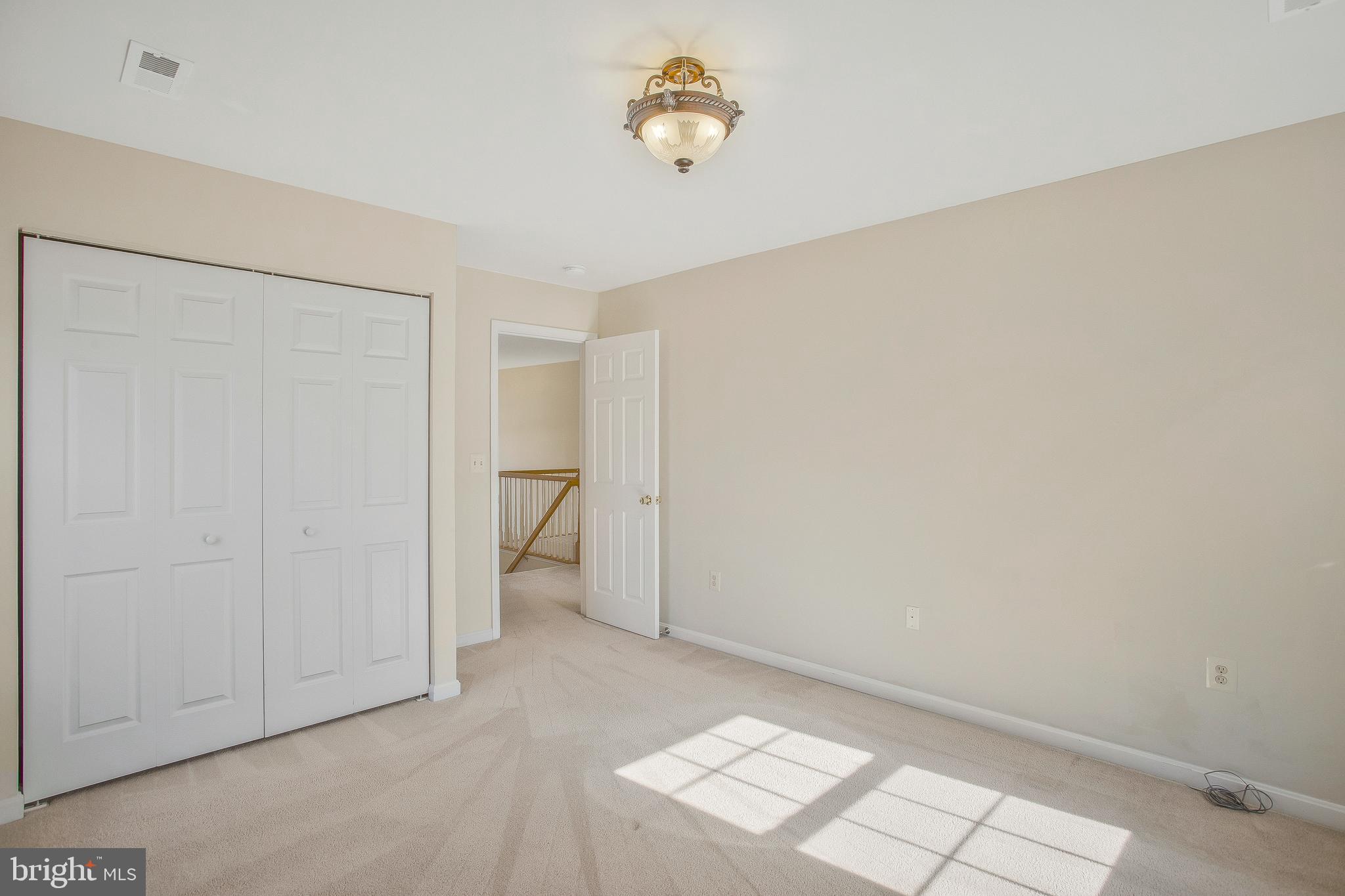 BROOKS KNOLLS - Residential