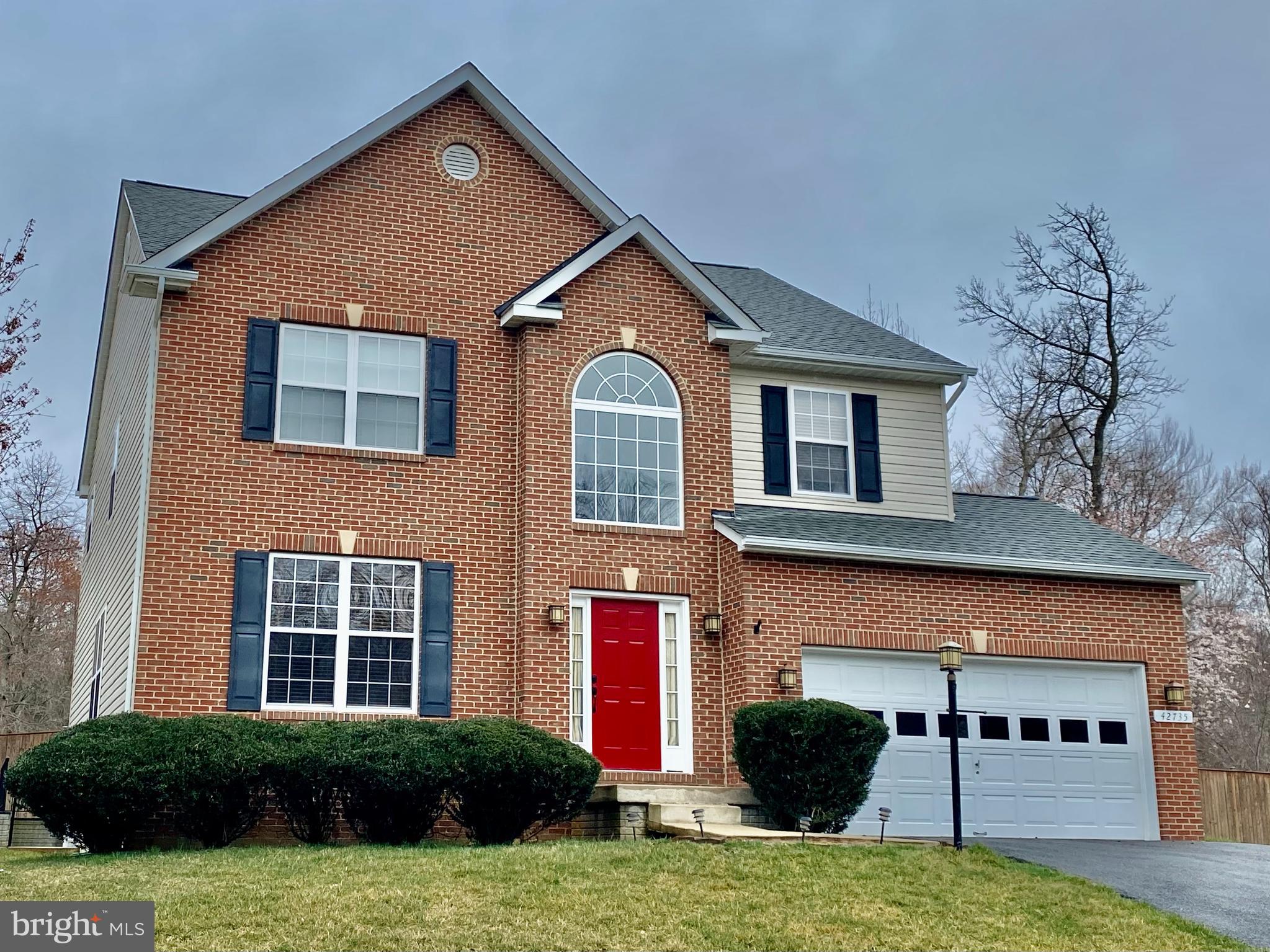 BROOKS KNOLLS - Residential