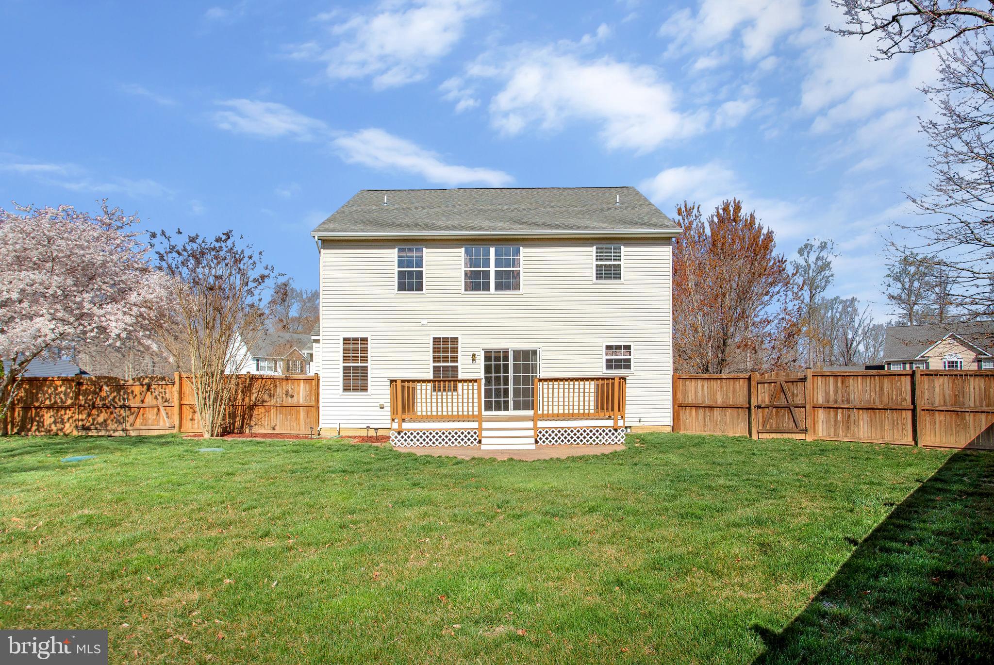 BROOKS KNOLLS - Residential