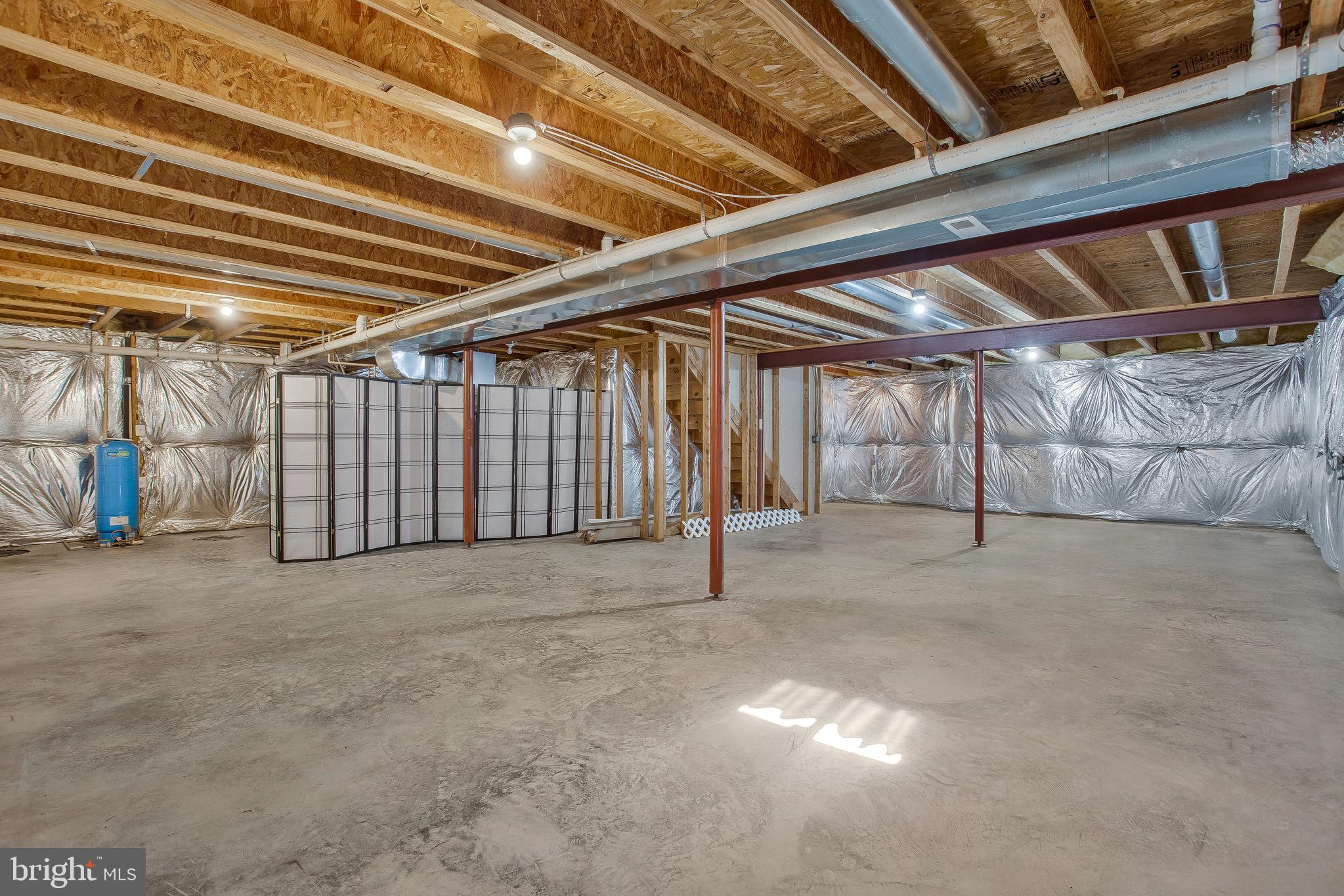 BROOKS KNOLLS - Residential