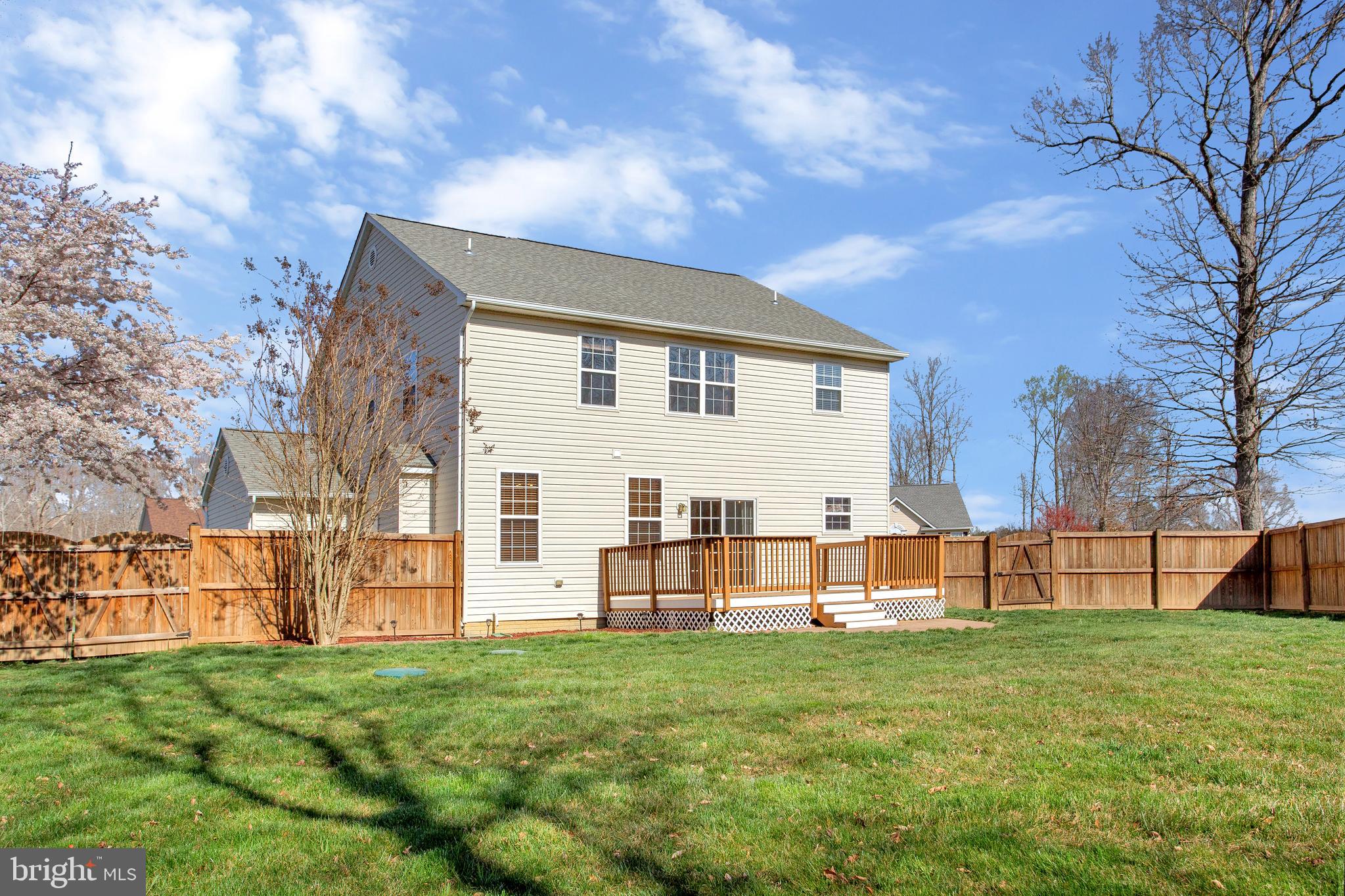 BROOKS KNOLLS - Residential