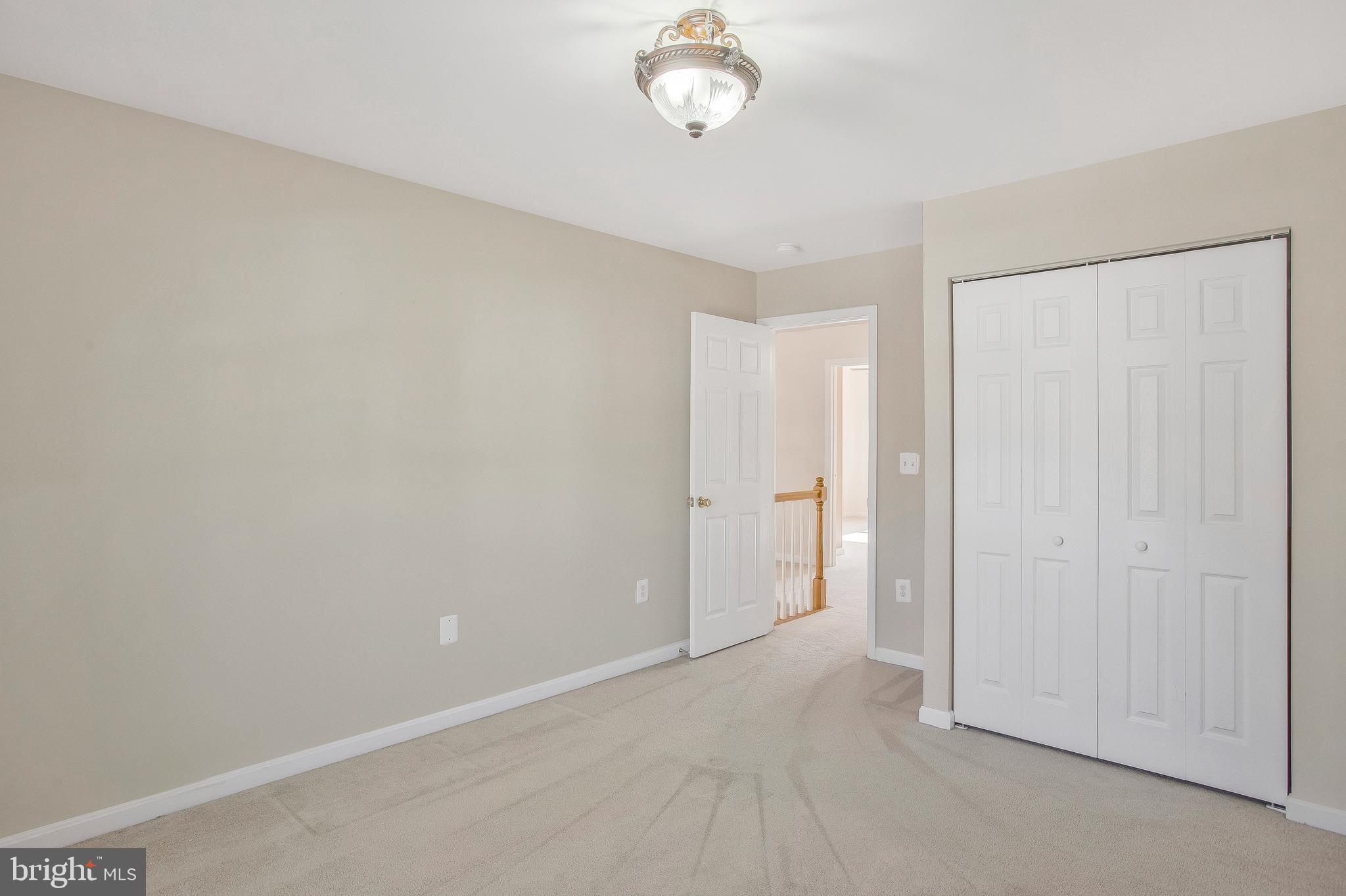 BROOKS KNOLLS - Residential