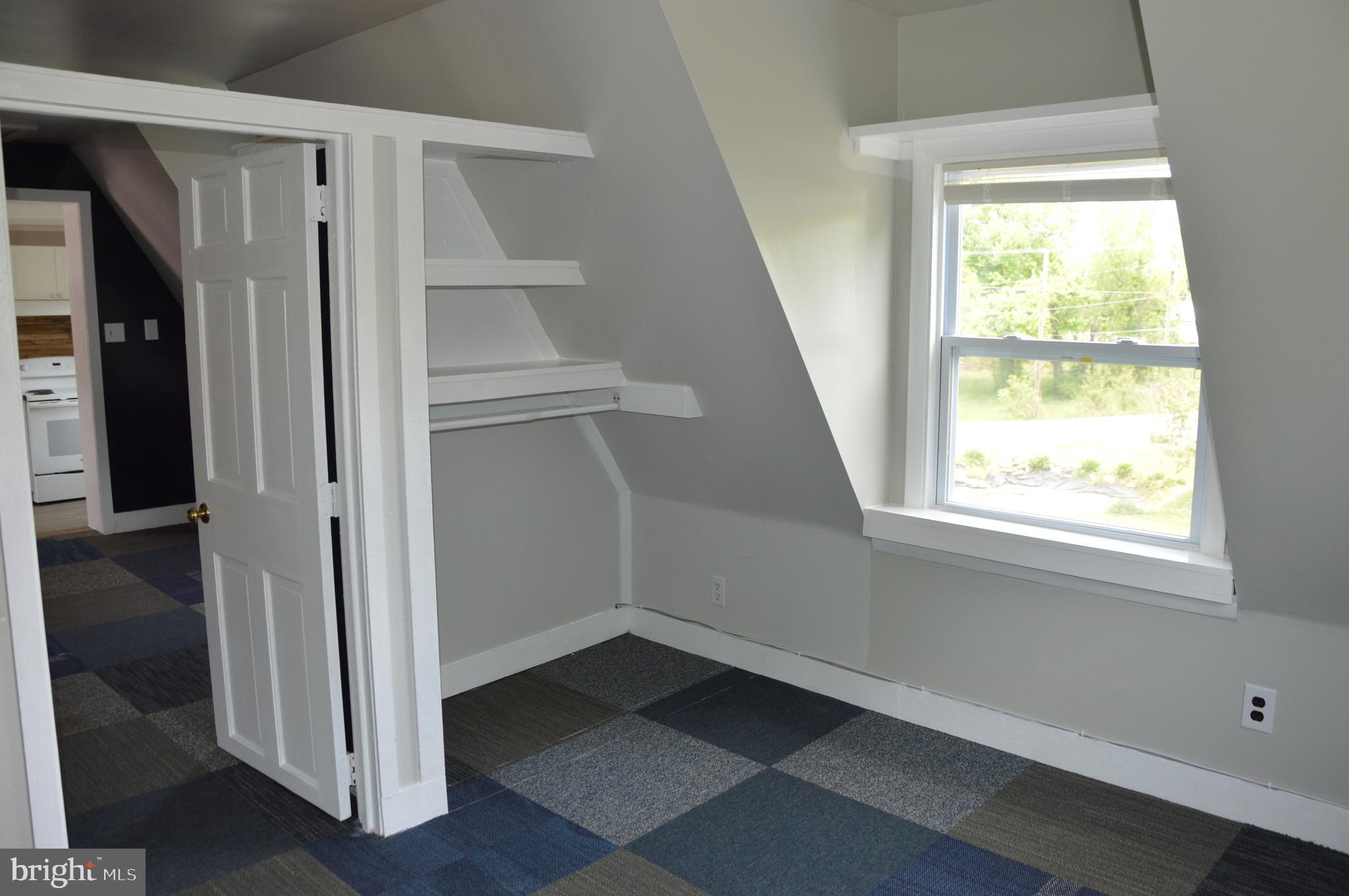 METES & BOUNDS - Residential Lease