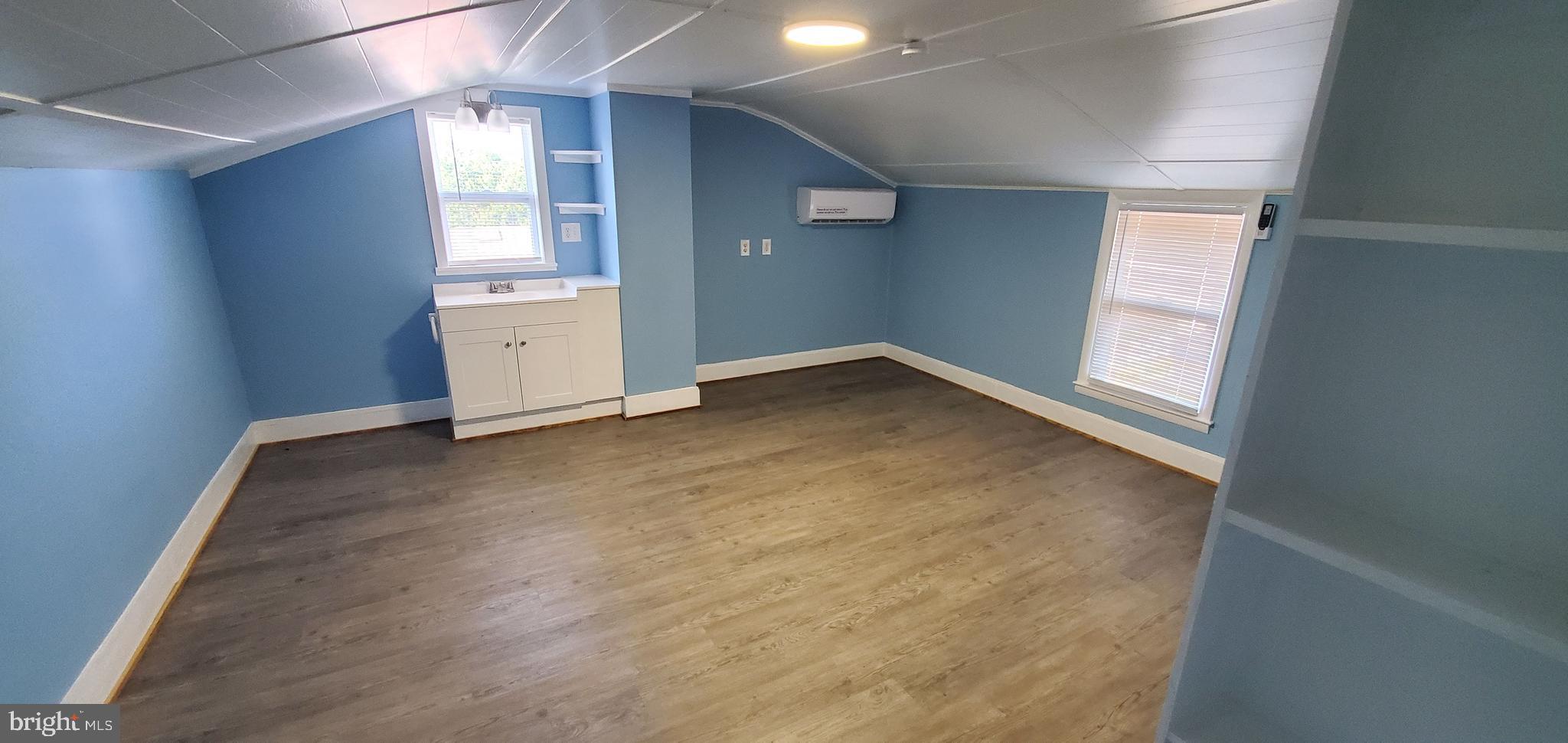 METES & BOUNDS - Residential Lease