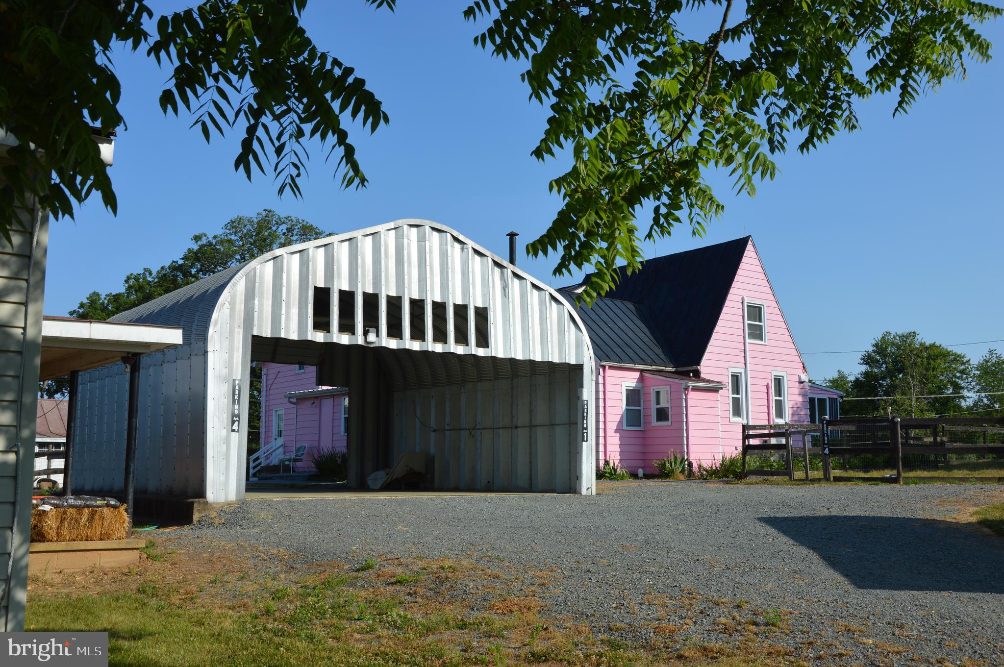 METES & BOUNDS - Residential Lease