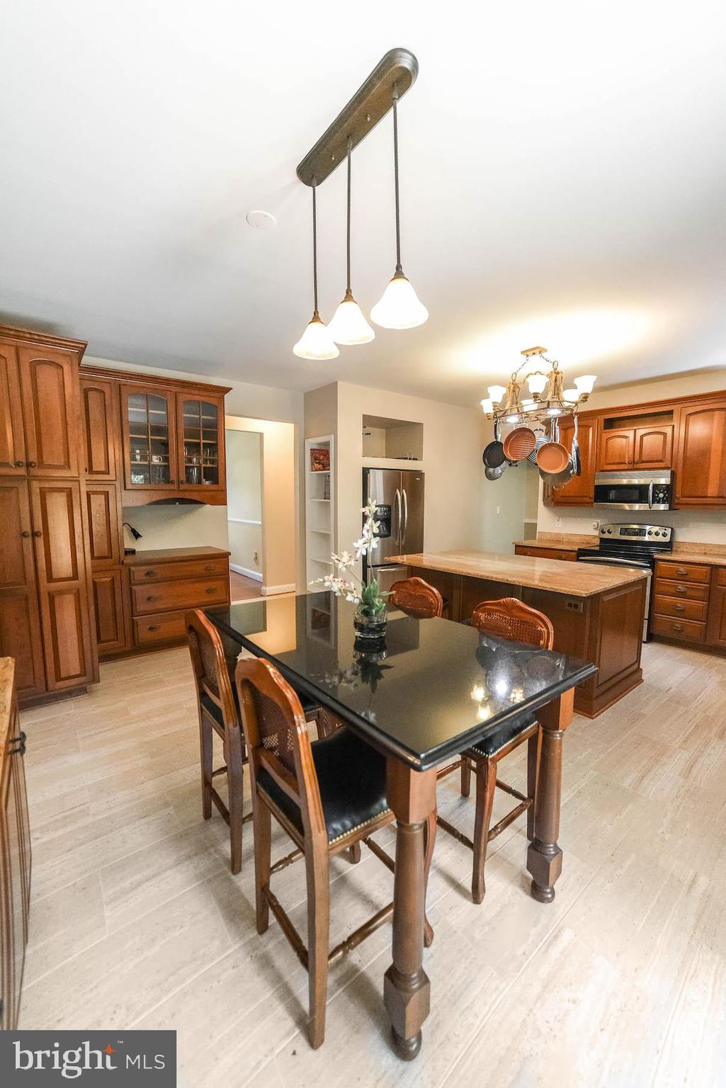 BRETON BAY LANDING - Residential