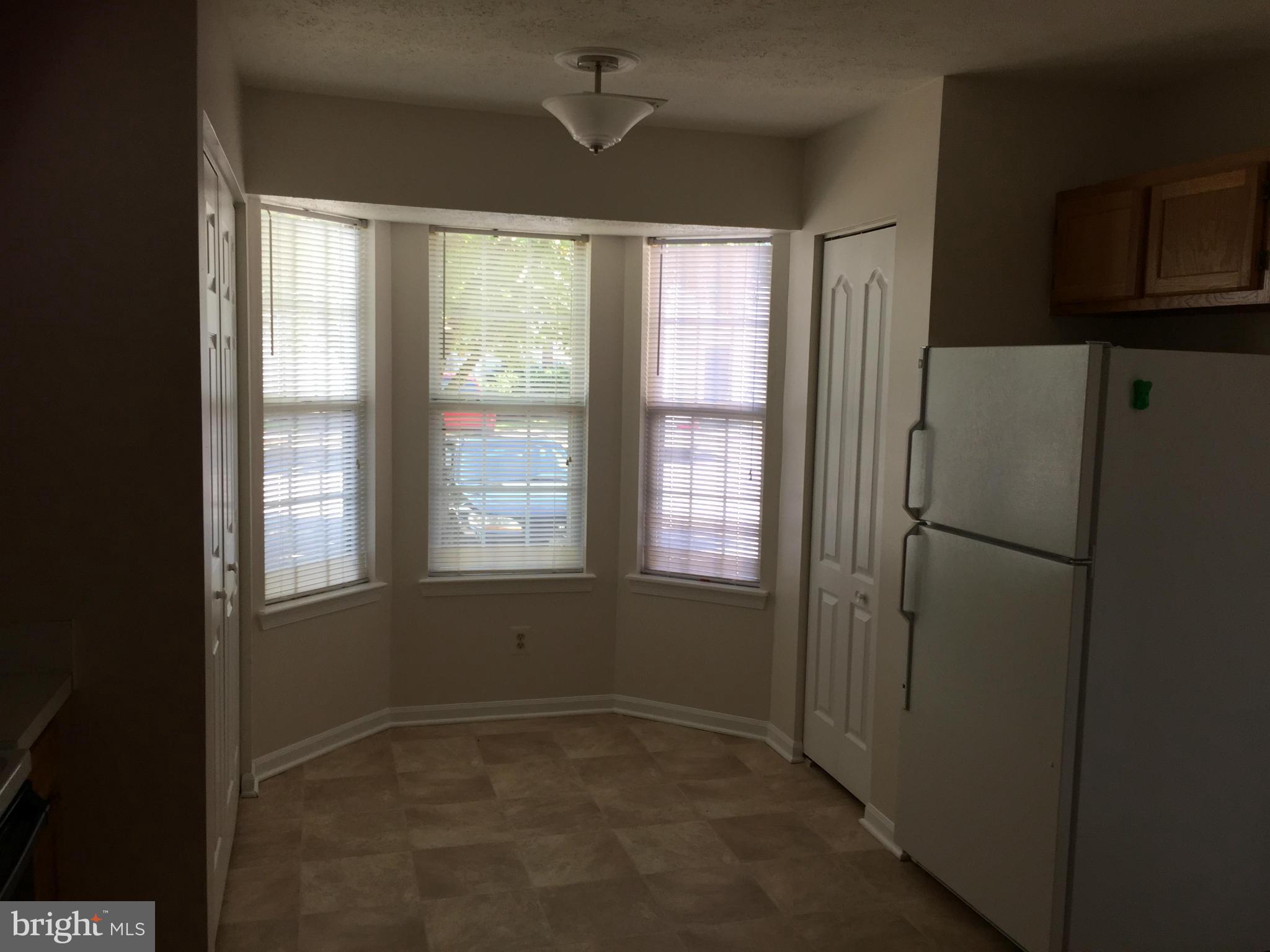 LAUREL GLEN - Residential Lease