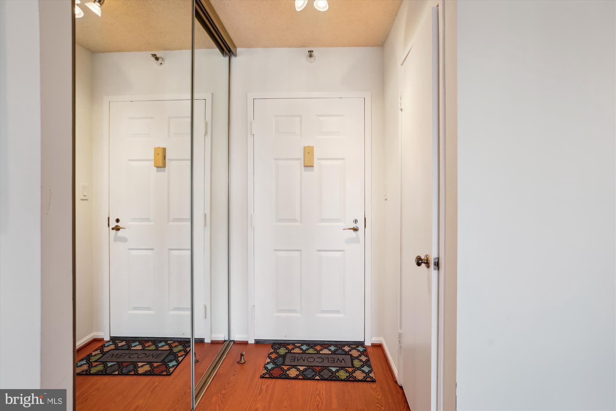 LEISURE WORLD - Residential