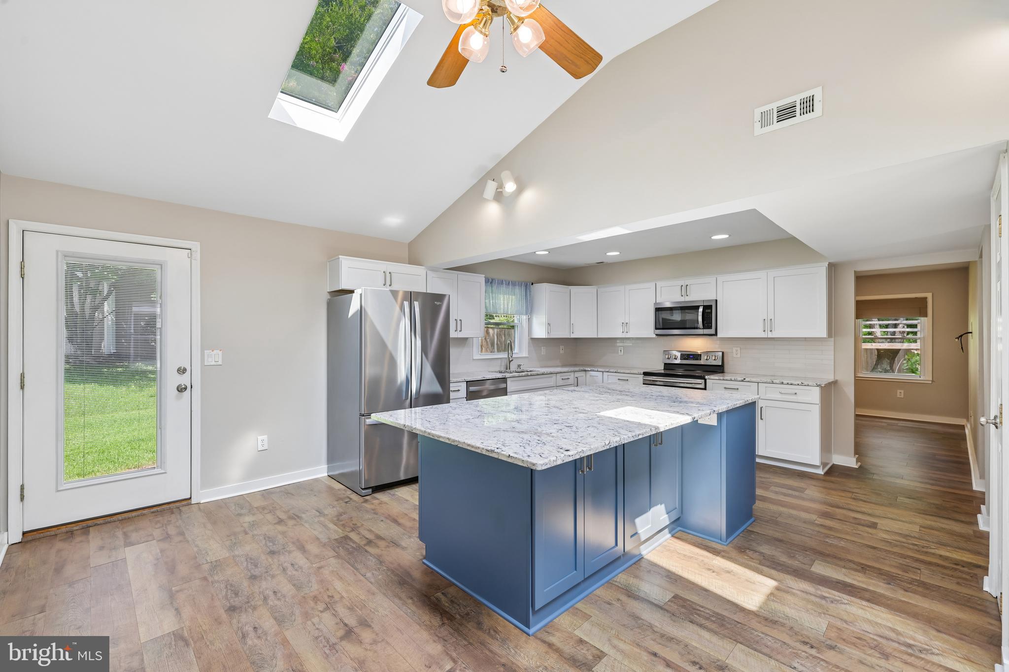 1410 KNIGHTS BRIDGE TURN