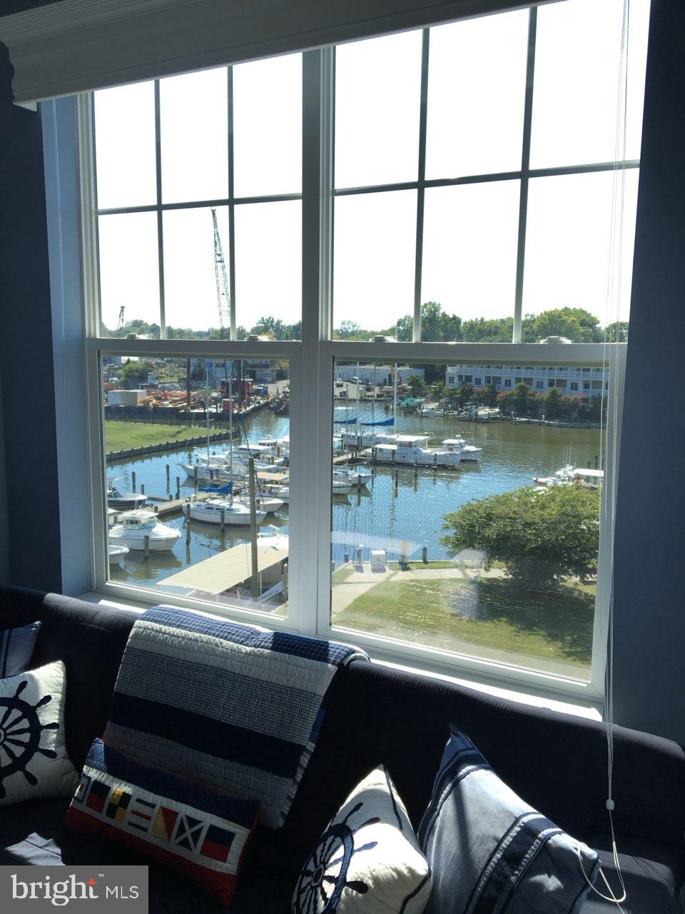 DEEP HARBOR - Residential