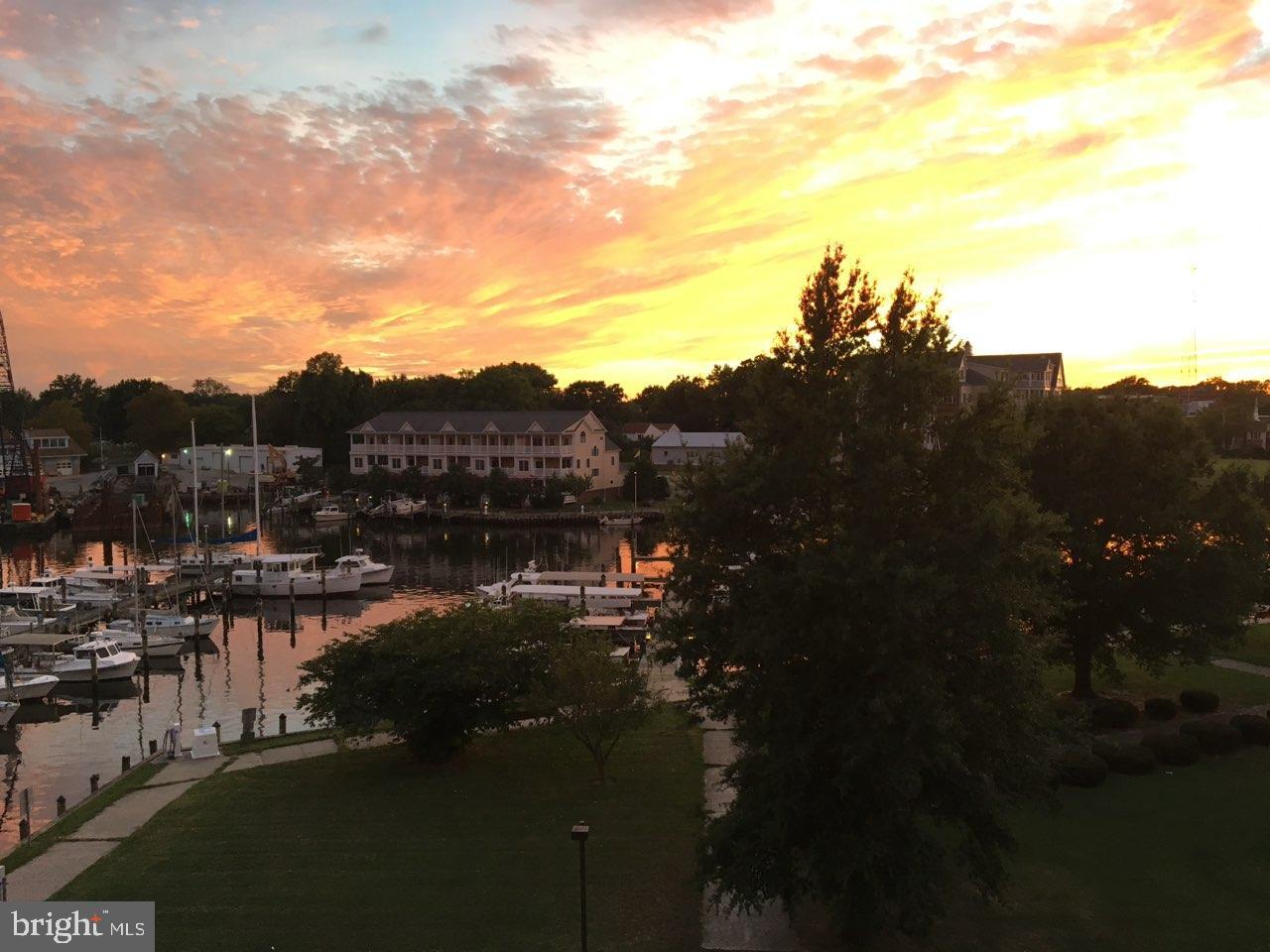 DEEP HARBOR - Residential