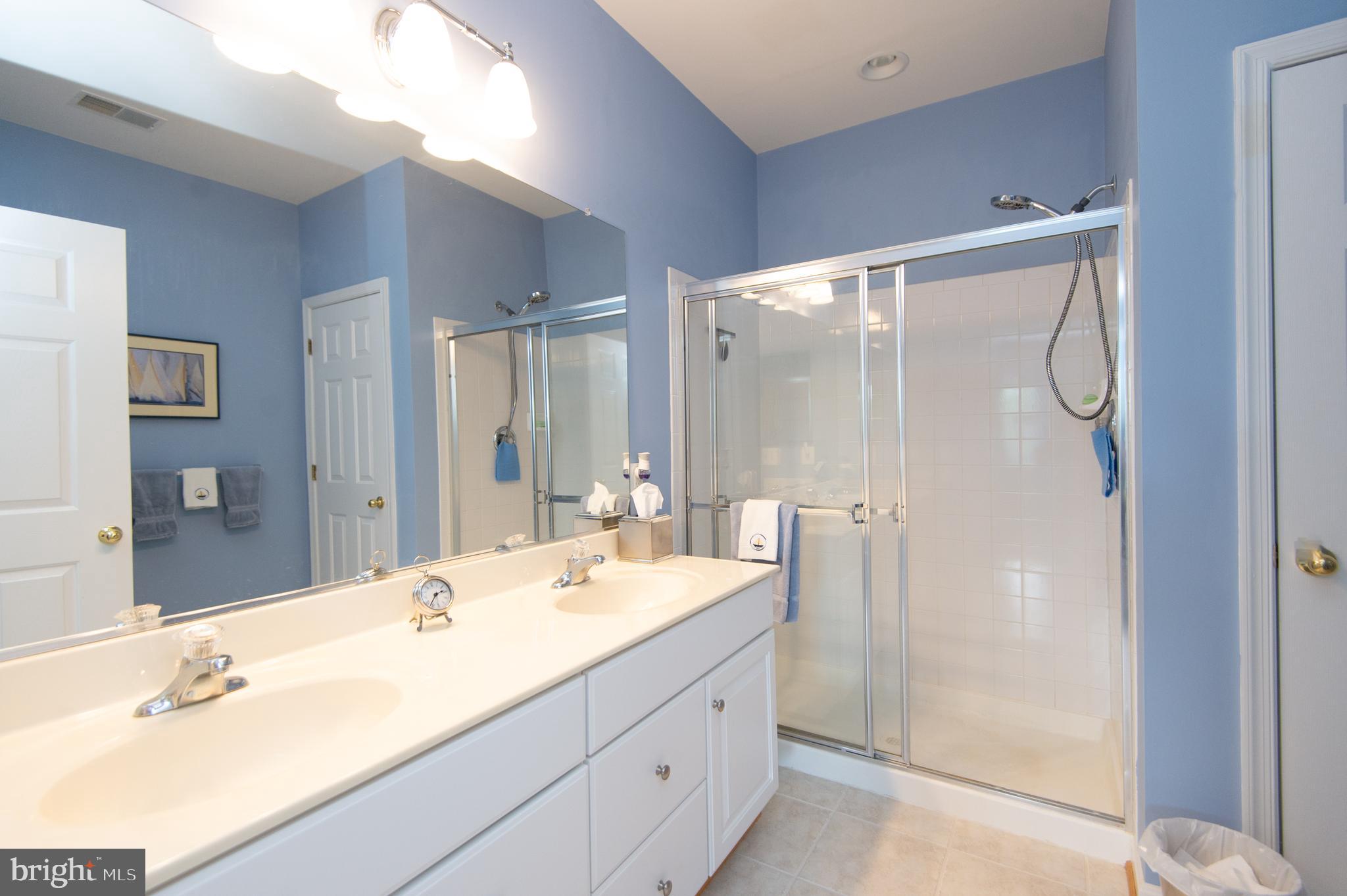 DEEP HARBOR - Residential