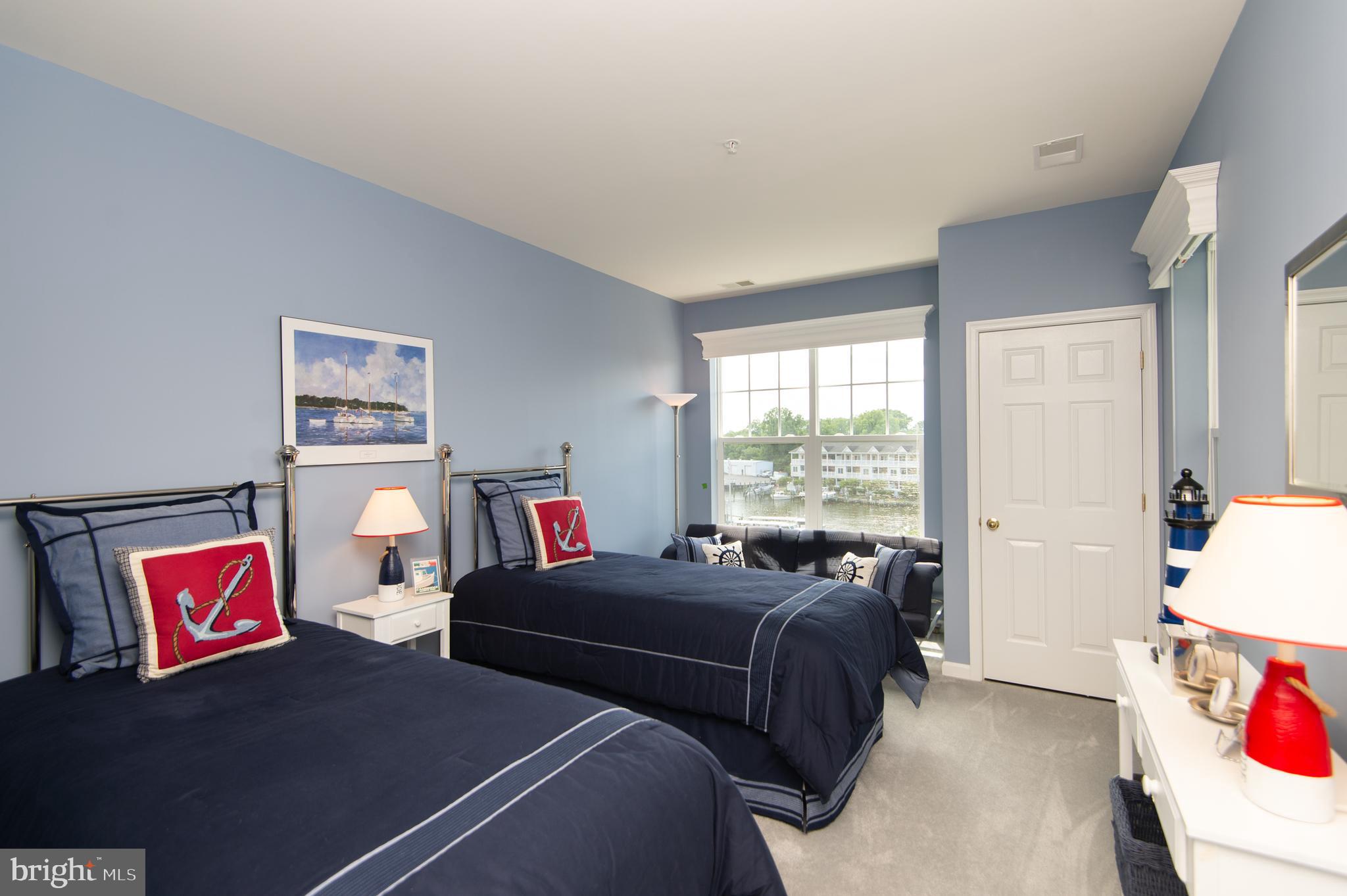 DEEP HARBOR - Residential