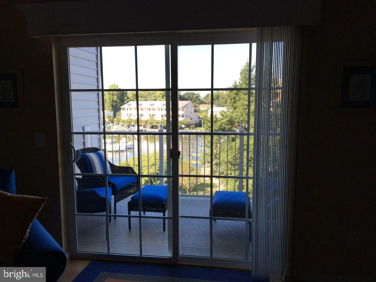 DEEP HARBOR - Residential