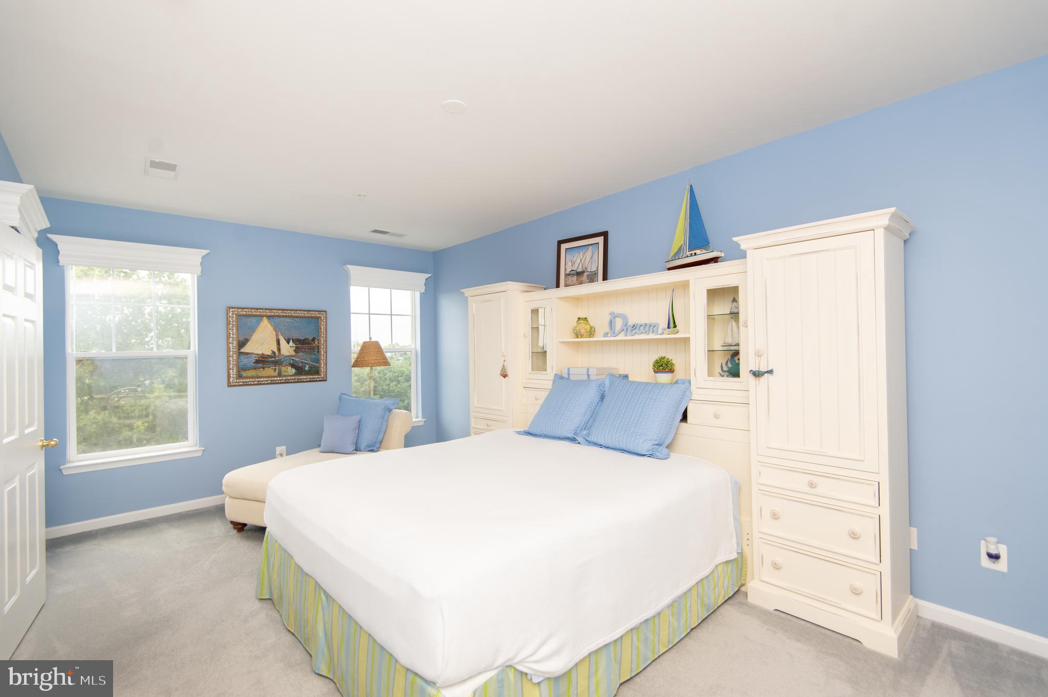 DEEP HARBOR - Residential