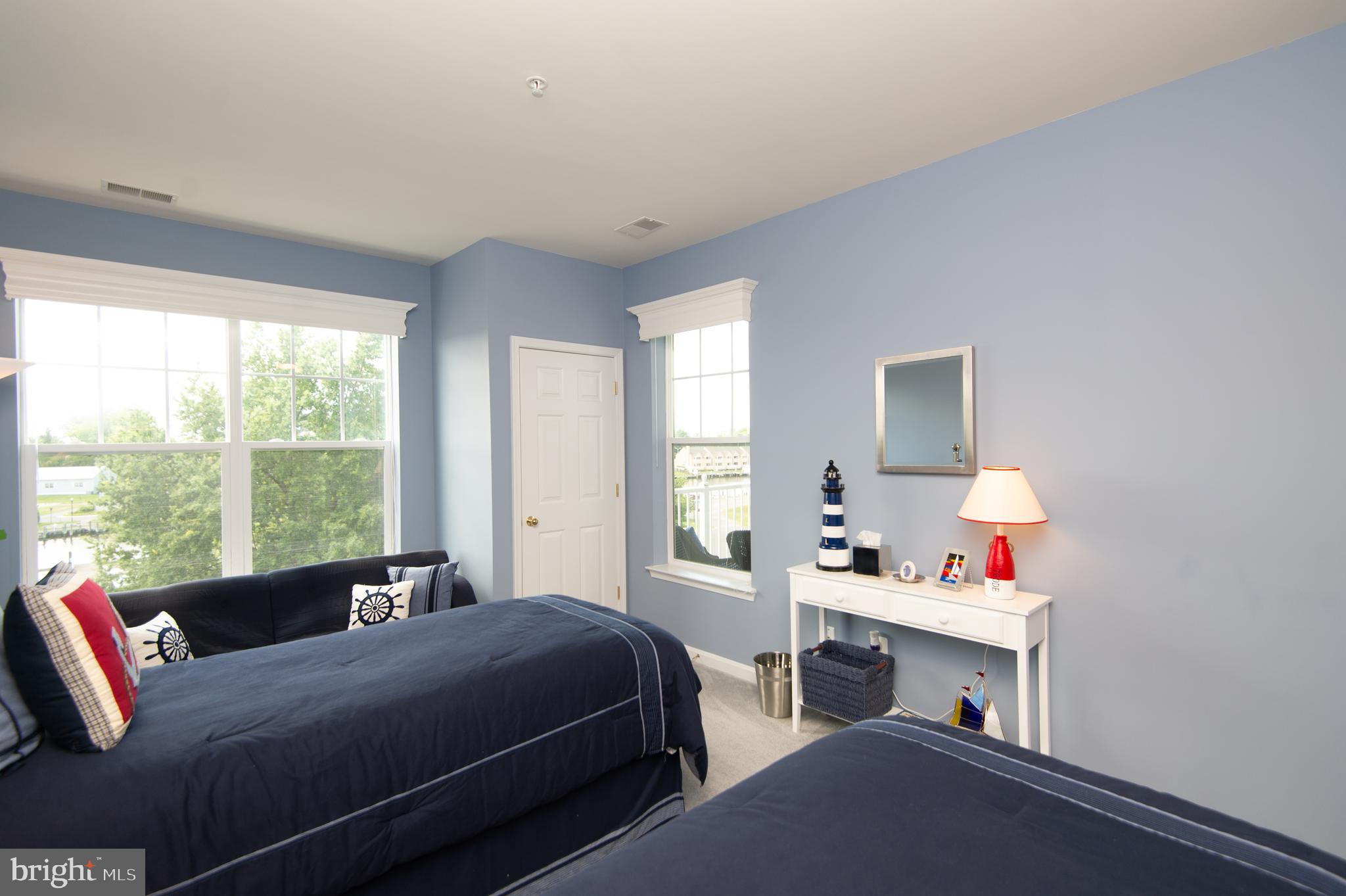 DEEP HARBOR - Residential