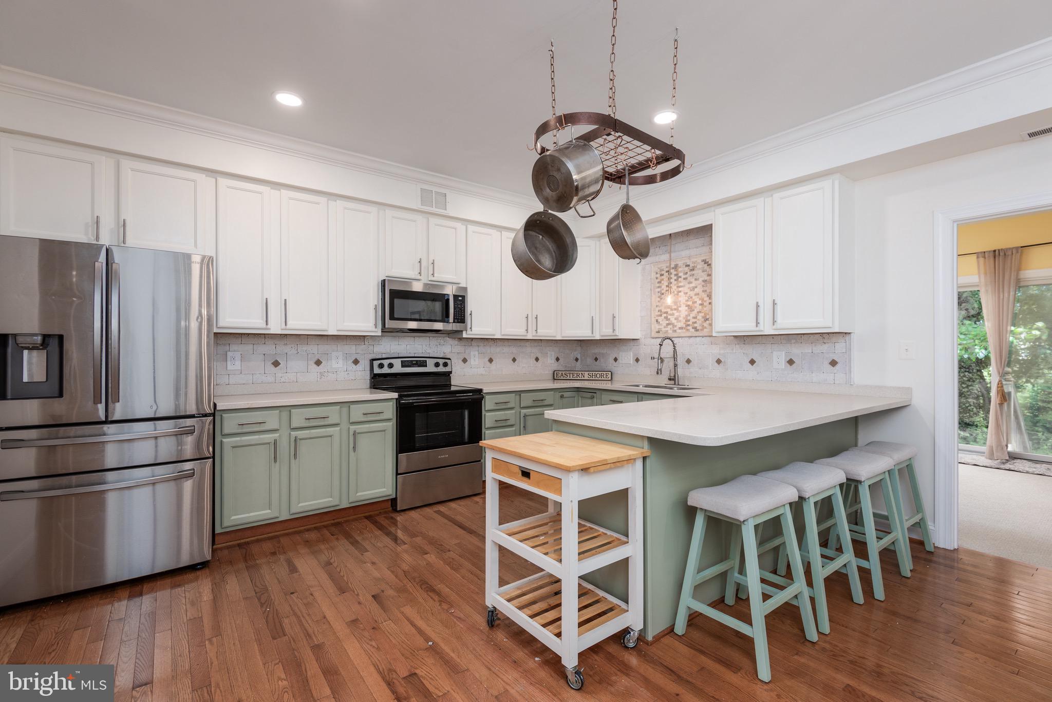 HARBOR WOODS - Residential