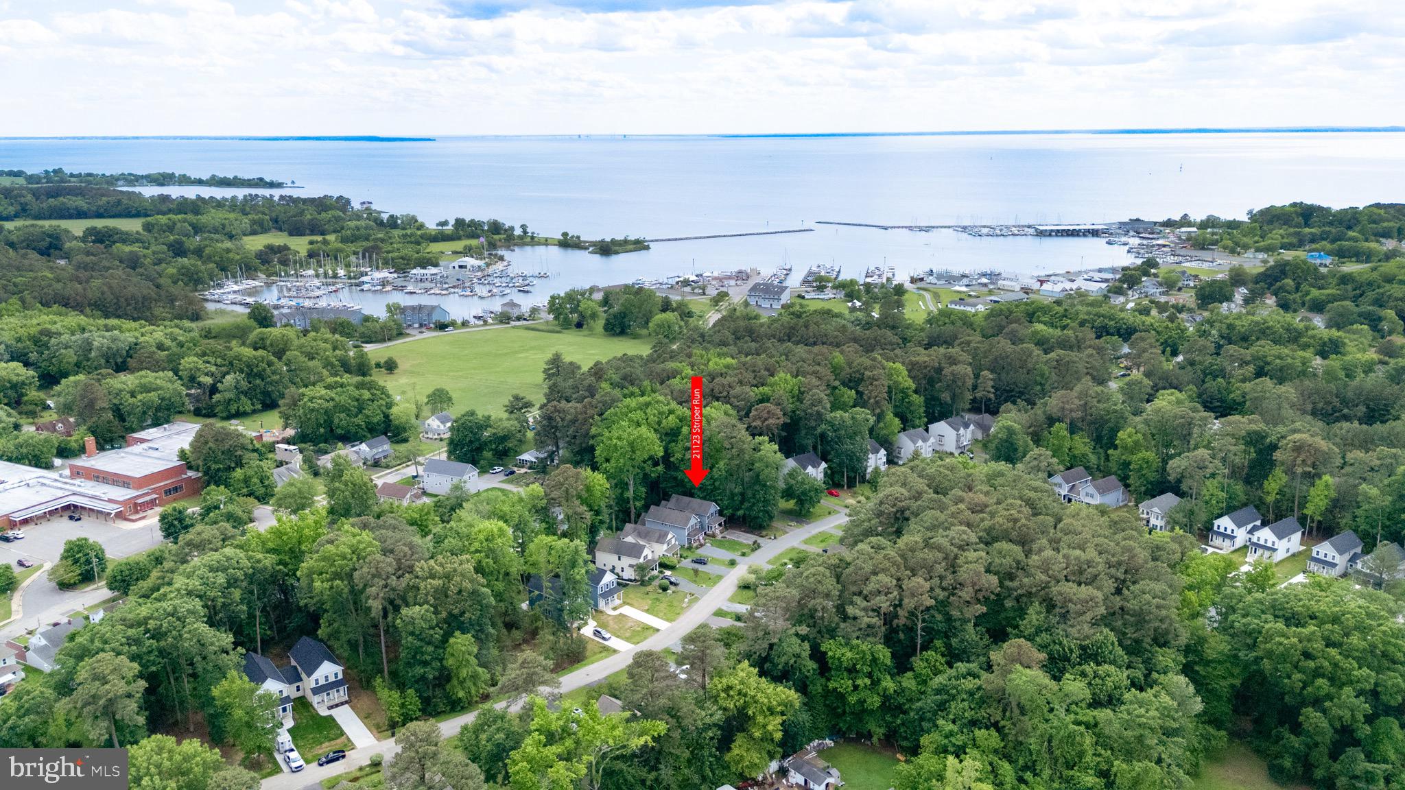 HARBOR WOODS - Residential