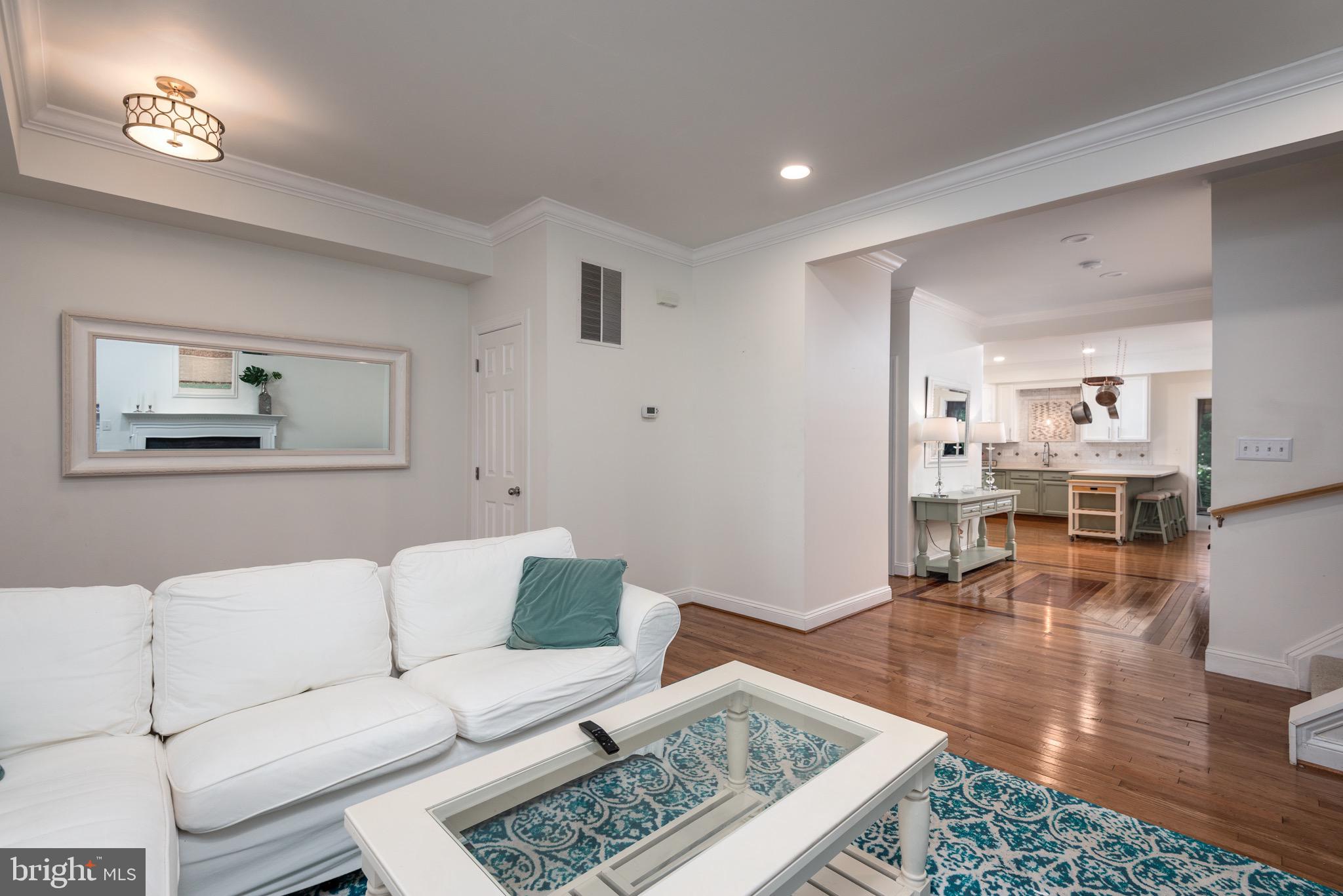 HARBOR WOODS - Residential