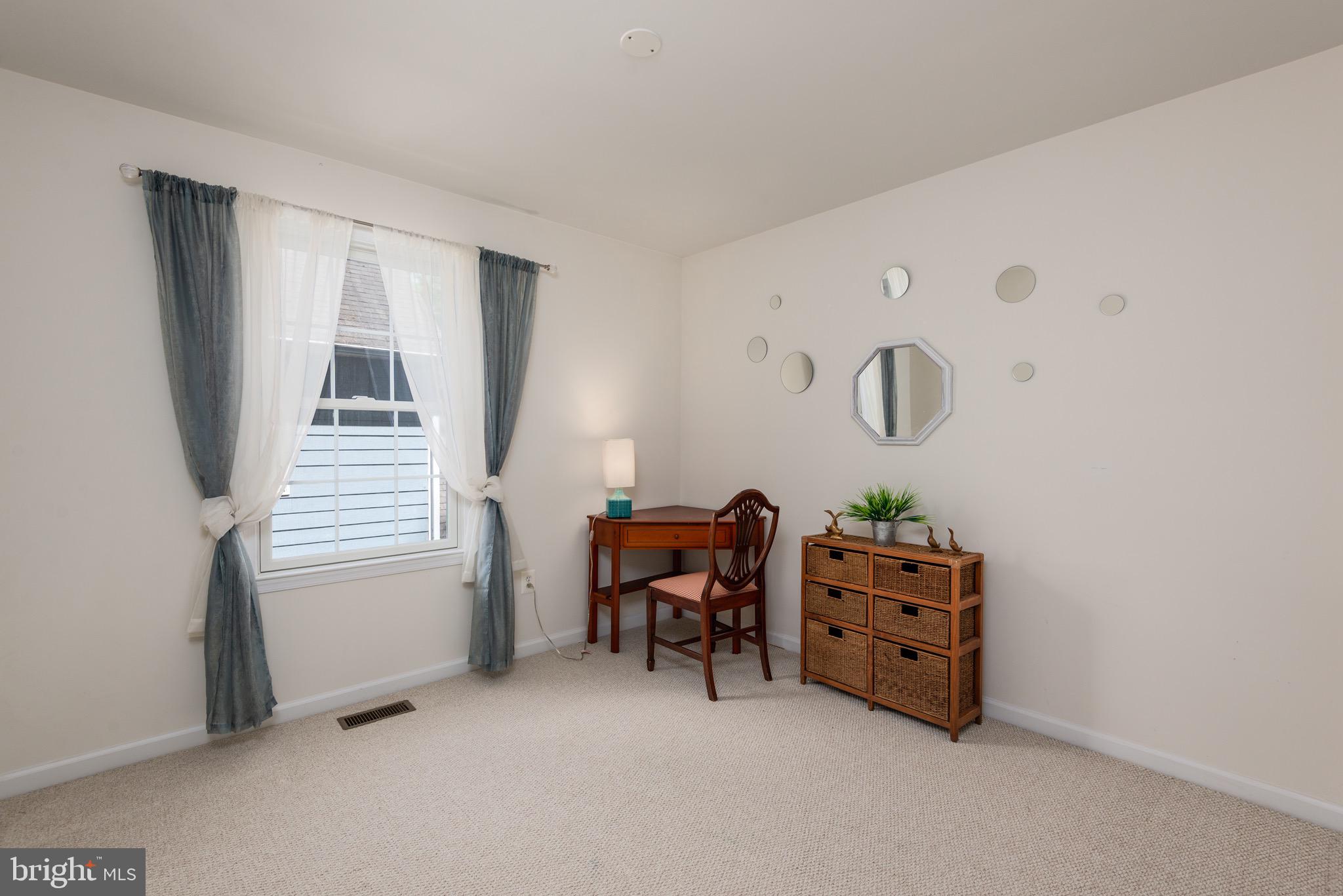 HARBOR WOODS - Residential