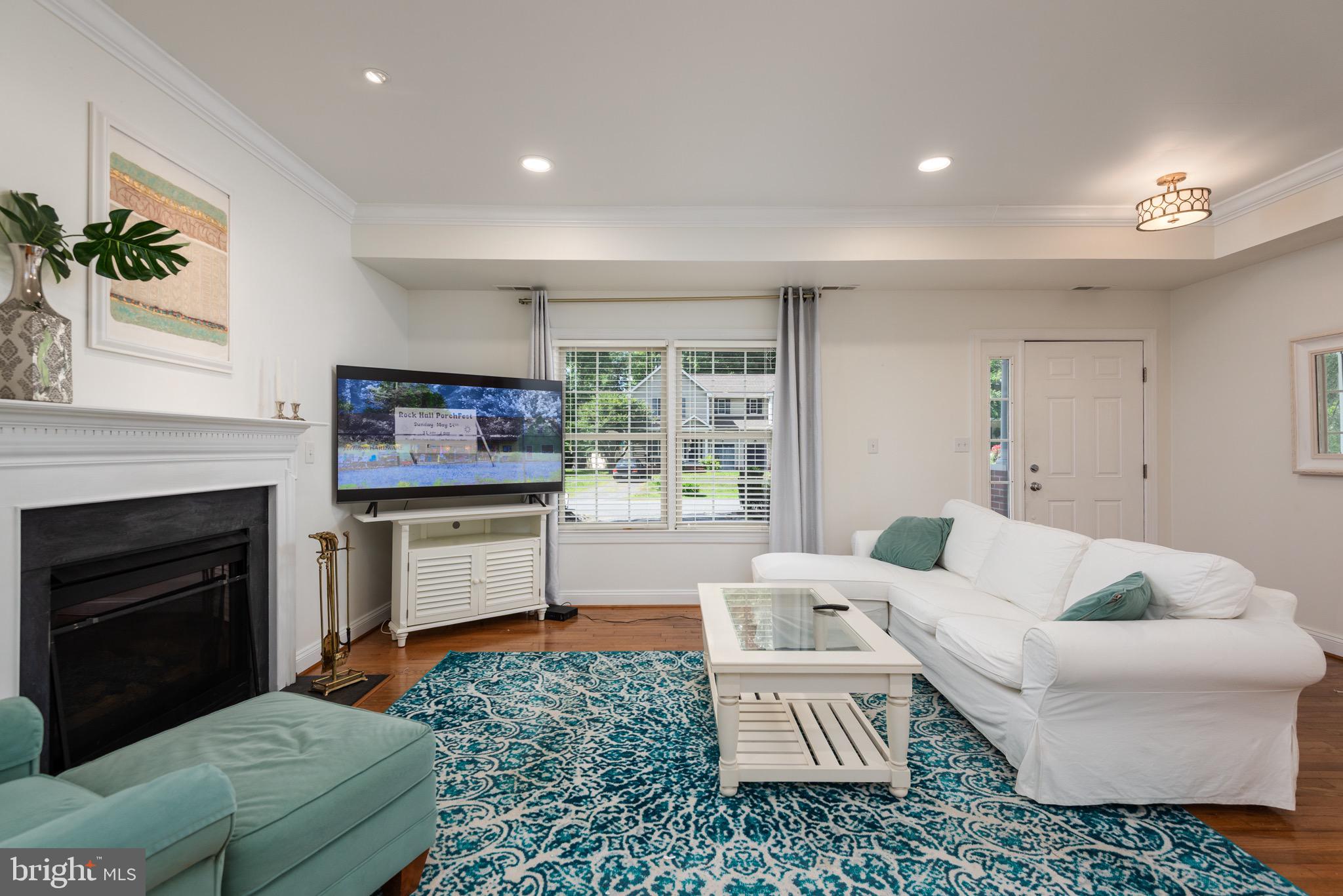 HARBOR WOODS - Residential