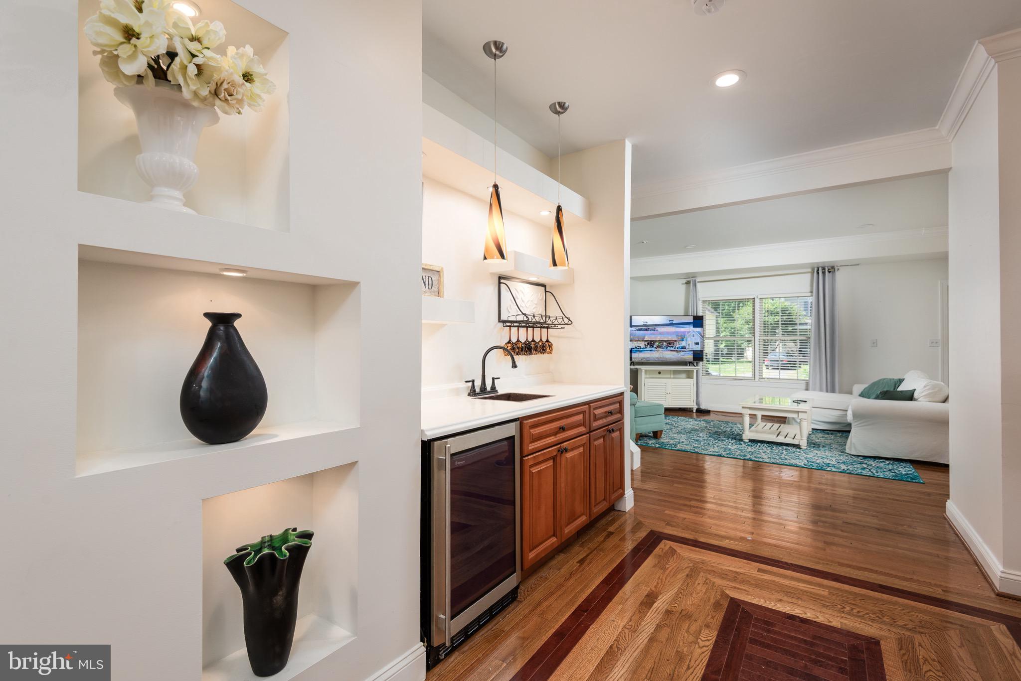 HARBOR WOODS - Residential