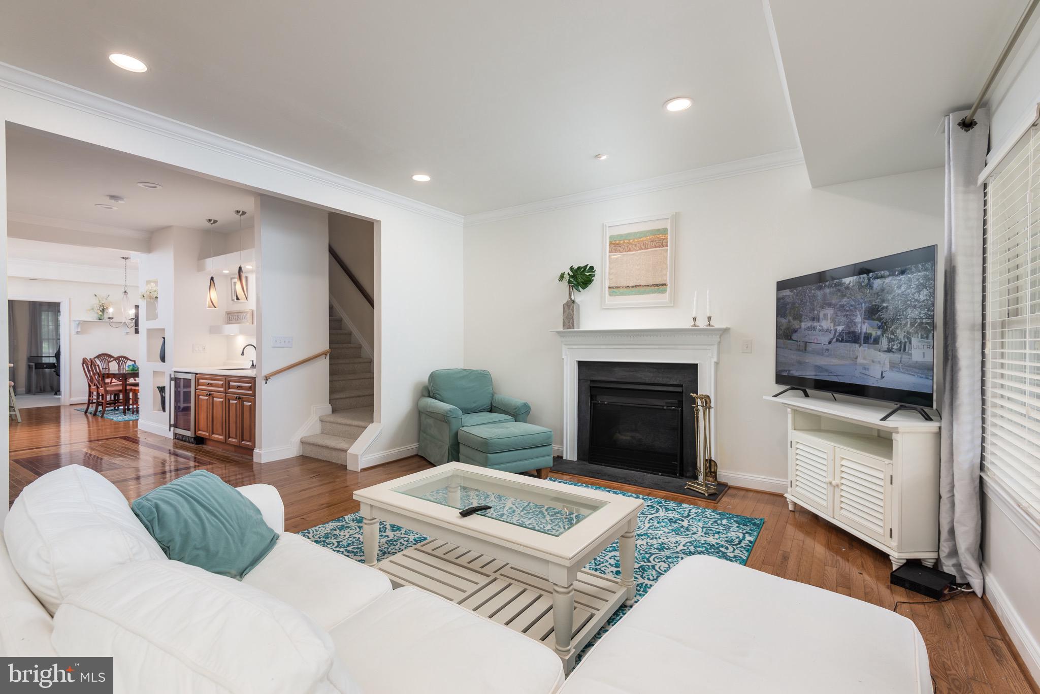 HARBOR WOODS - Residential