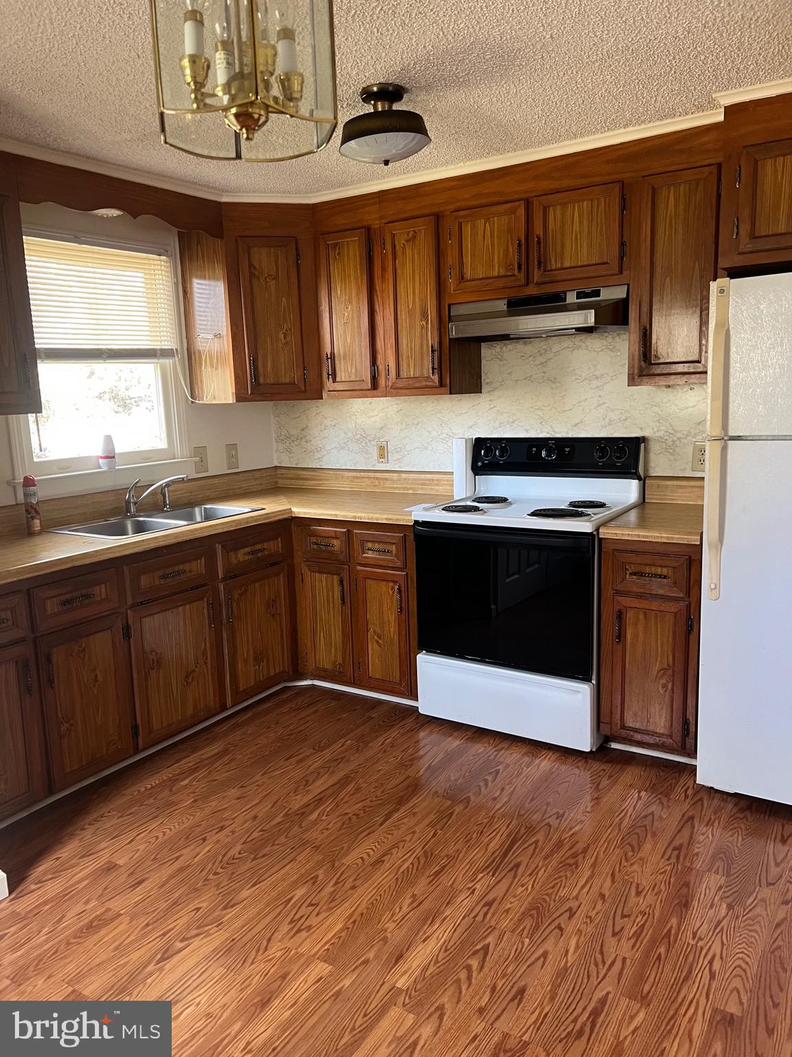 ORANGE - Residential Lease