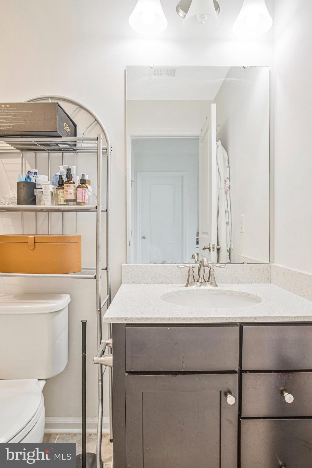 HOWARD SQUARE - Residential