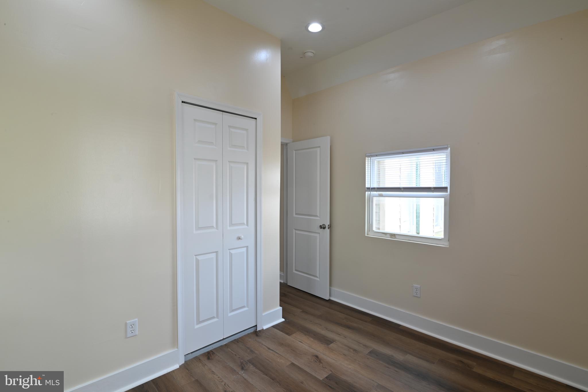 PARKSIDE - Residential