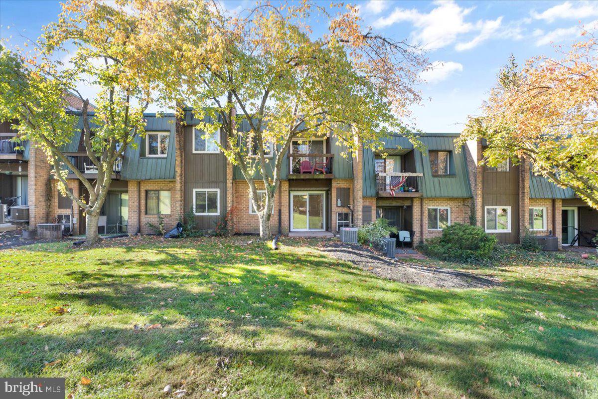 THE MEADOWS - Residential Lease