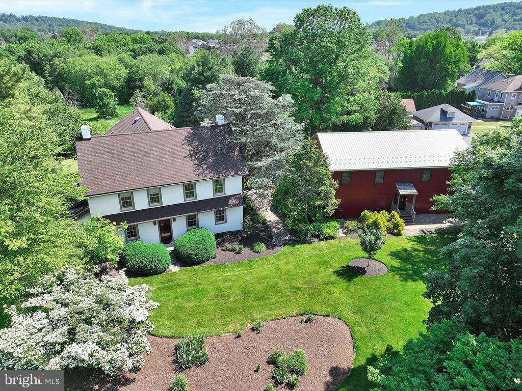 Photo of 415-417 FRANKLIN ST, DENVER, PA 17517 (MLS # PALA2036456)