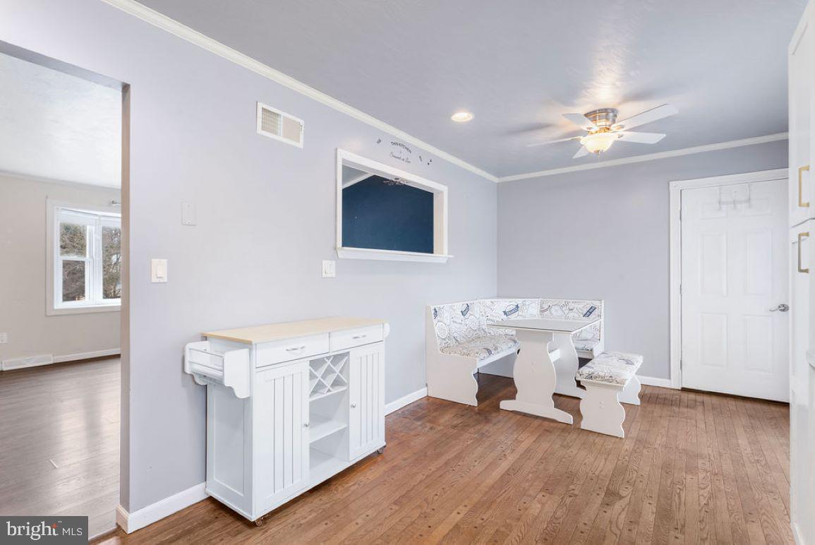 LITTLE KNOLL ESTATES - Residential