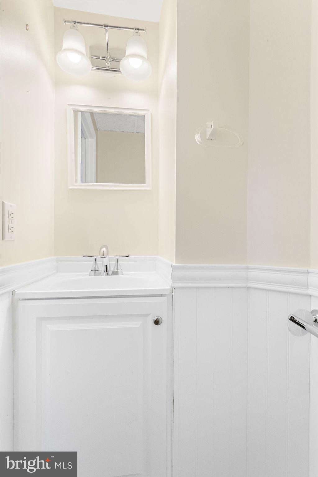 LITTLE KNOLL ESTATES - Residential