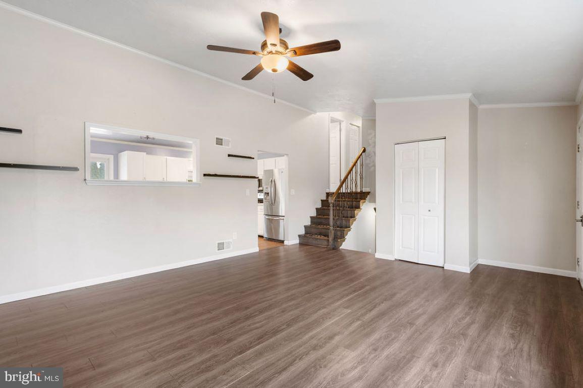 LITTLE KNOLL ESTATES - Residential